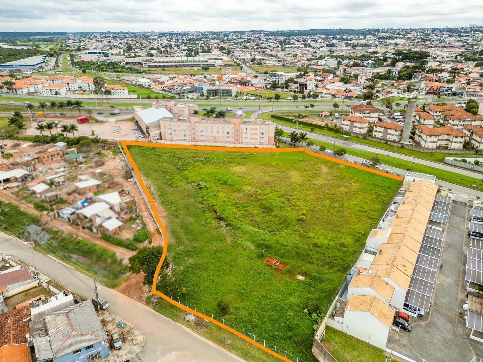Terreno de 10.736m² à Venda na Rua Velcy Bolívar  Grandó | Uberaba Curitiba — foto 8