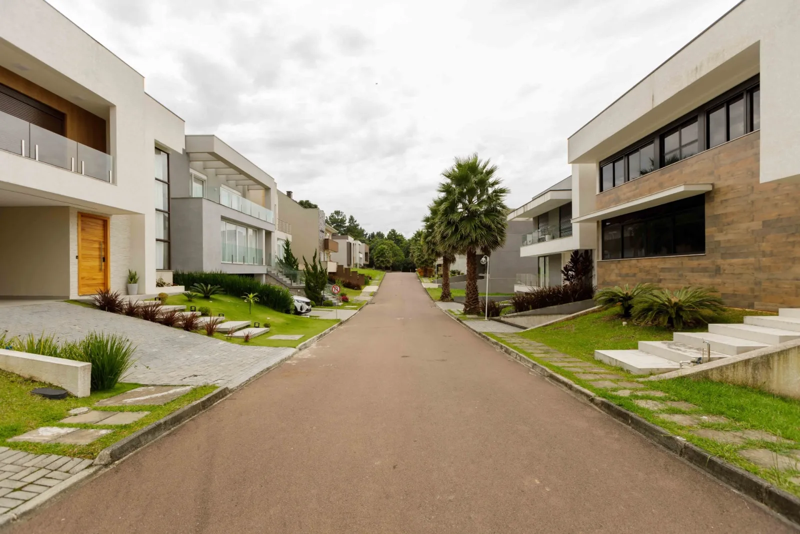 Terreno de 300m² à Venda no Condomínio Royal Santa felicidade | Santa Felicidade — foto 10