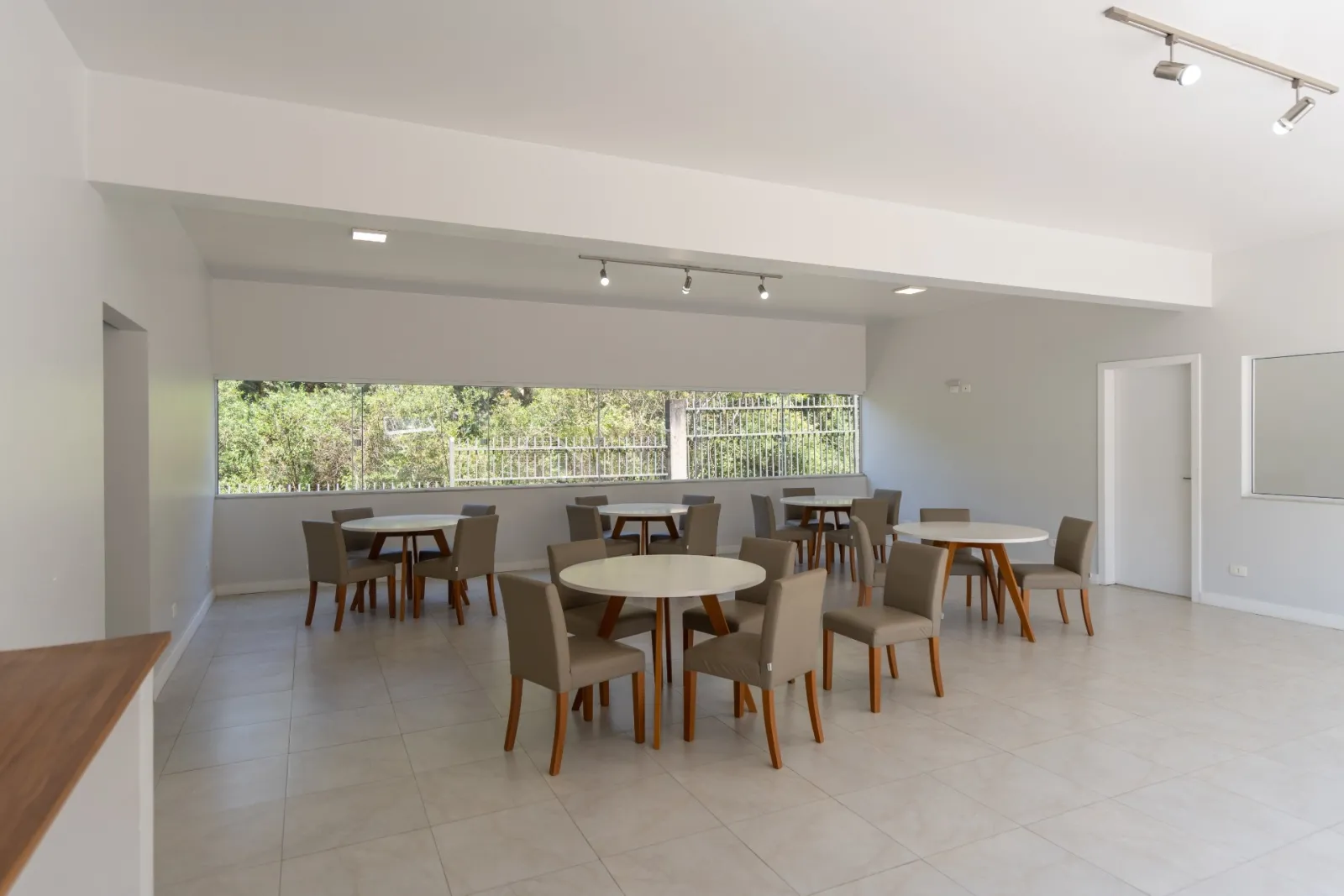Terreno de 300m² à Venda no Condomínio Royal Santa felicidade | Santa Felicidade — foto 13