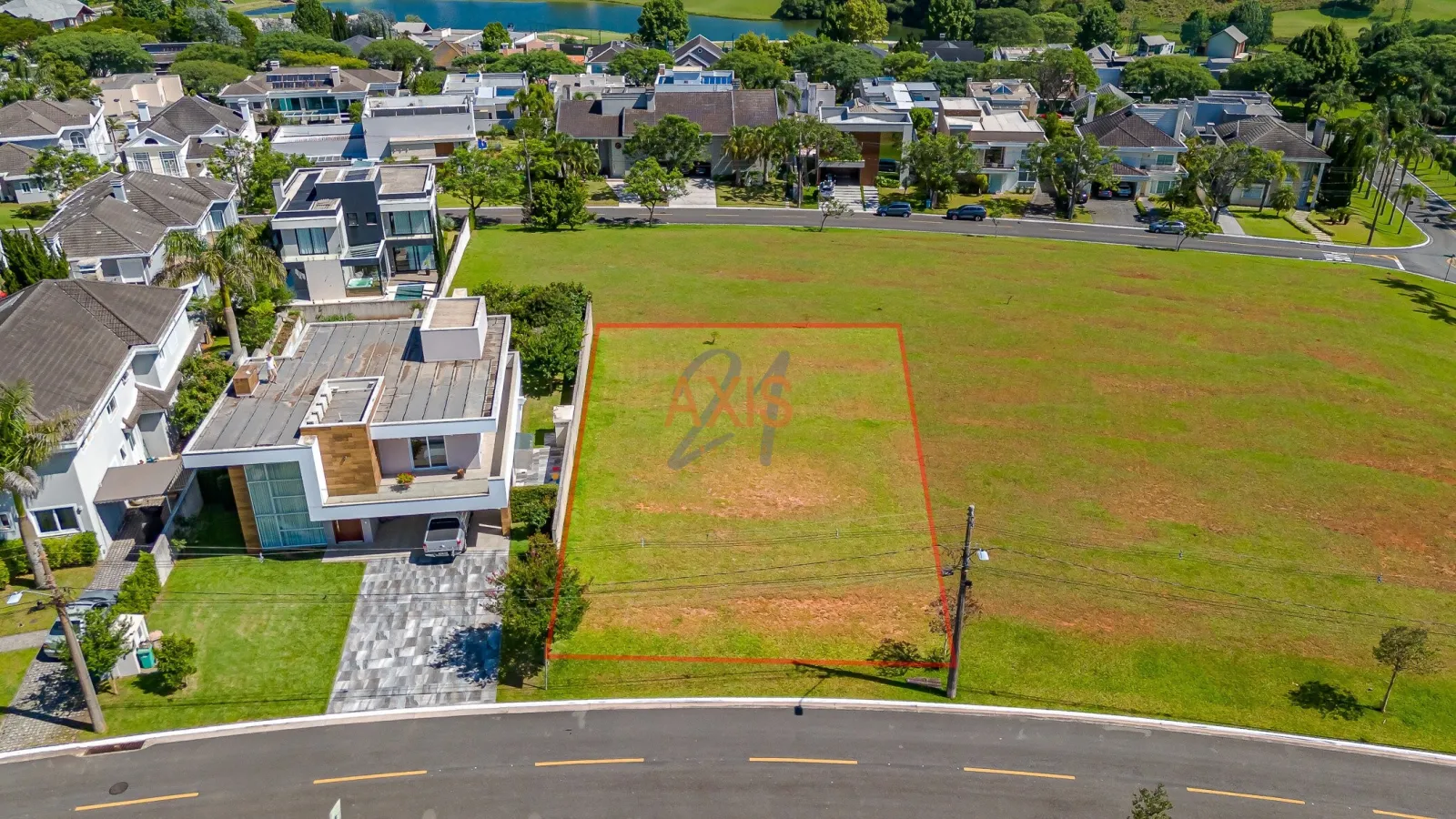 Terreno de 782m² à Venda no Condomínio Alphaville Graciosa |  Alphaville  Pinhais — foto 1