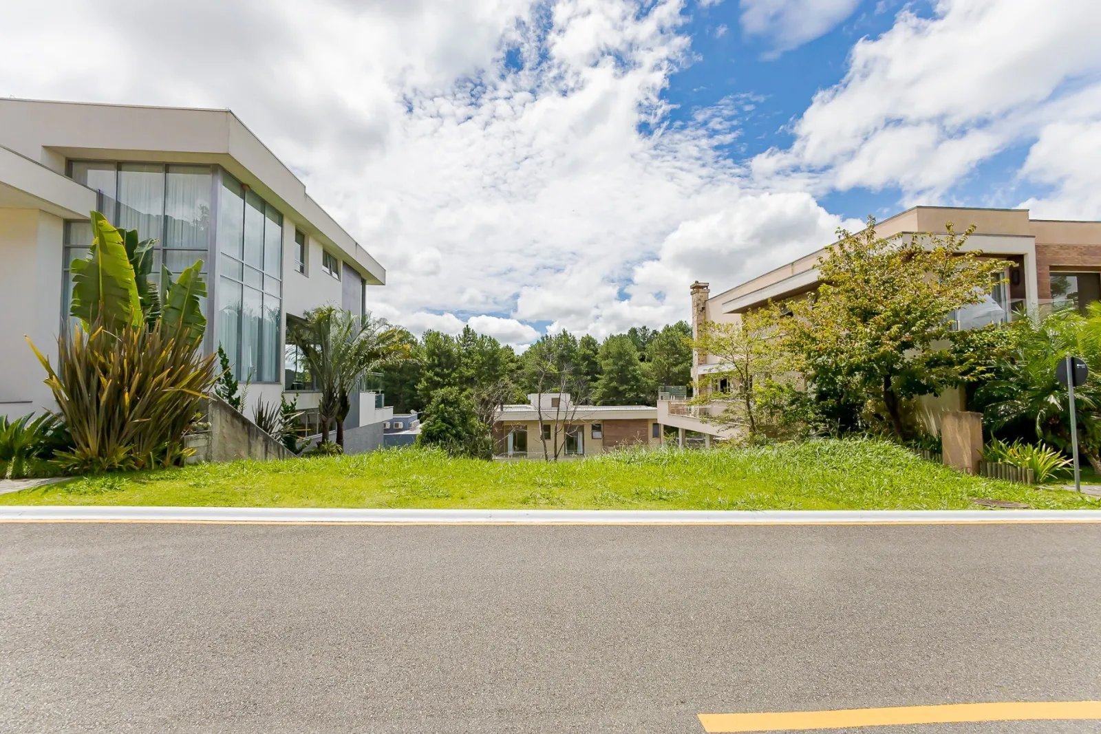 Terreno de 996m² à Venda no Condomínio Paysage Evergreen | Santa Felicidade  Curitiba — foto 3