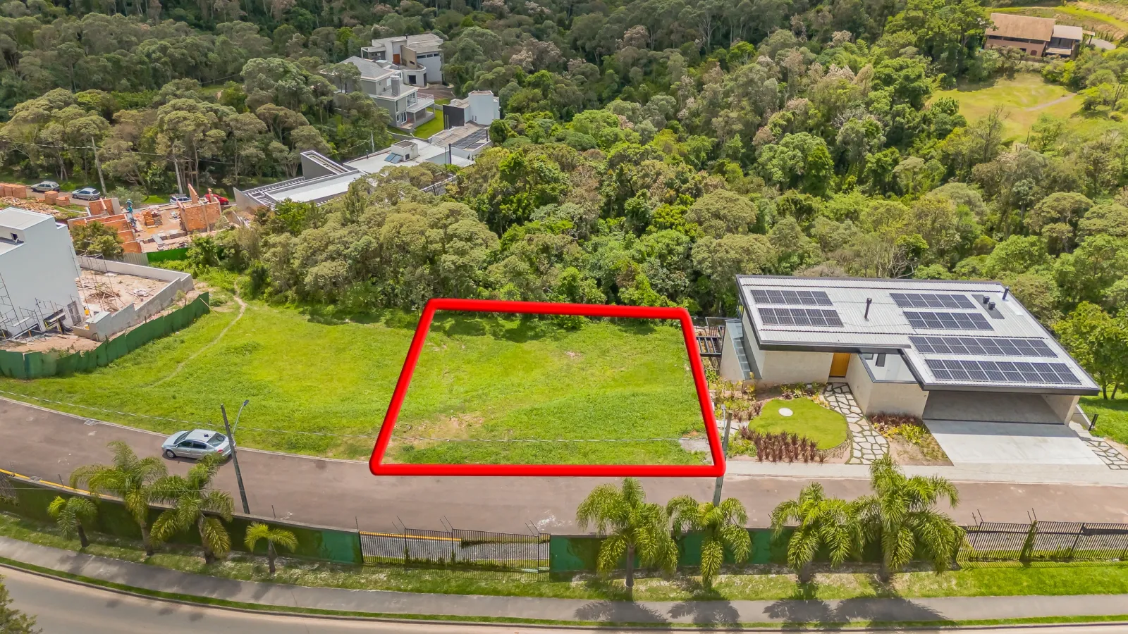 Terreno de 700m² à Venda no Residencial Gaia | Butiatuvinha Curitiba — foto 1
