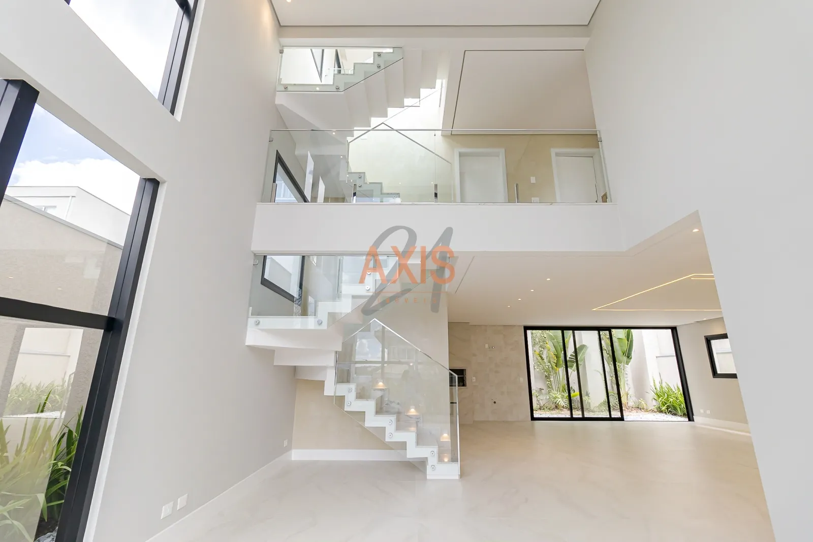 Casa de 3 Suítes à Venda no Condomínio Green Village Park | Santa Felicidade Curitiba — foto 4