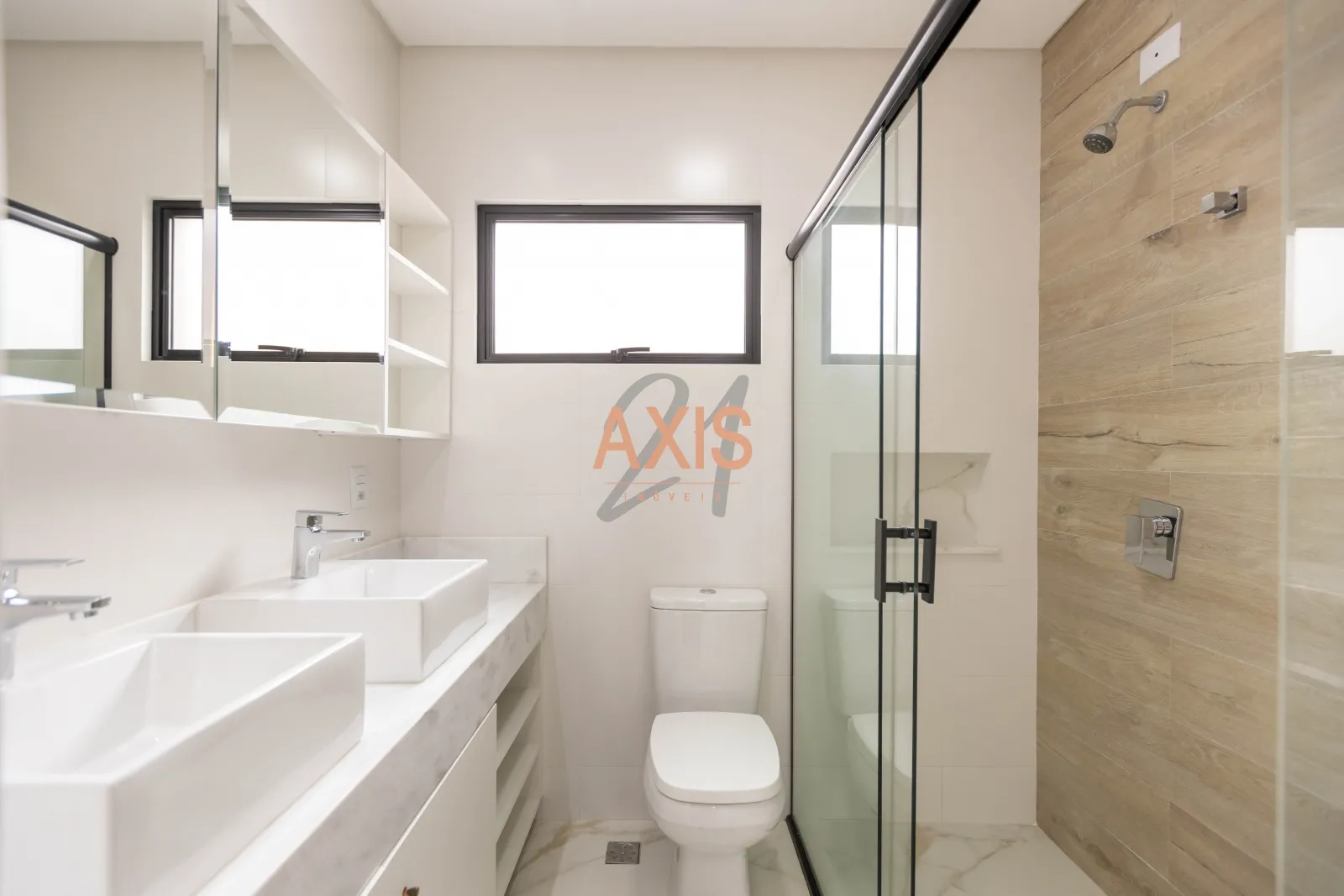 Sobrado de 3 Quartos à Venda no Condomínio Diamond Santa Ana | Uberaba Curitiba — foto 18
