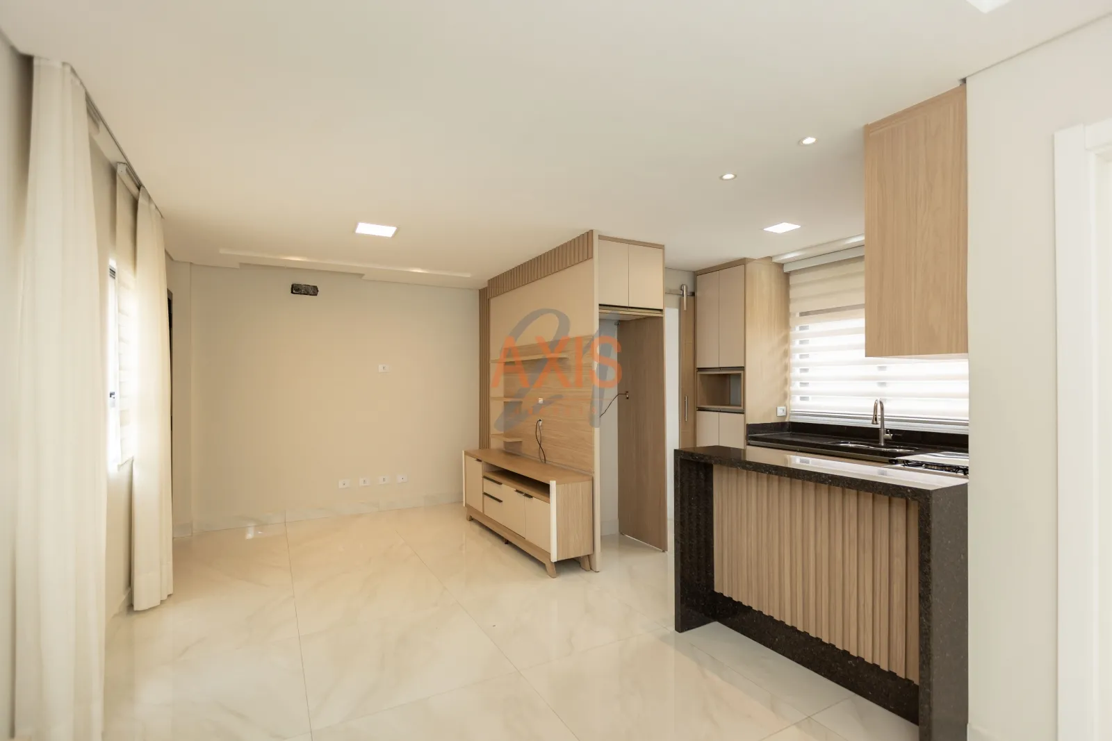 Sobrado de 3 Quartos à Venda no Condomínio Diamond Santa Ana | Uberaba Curitiba — foto 3