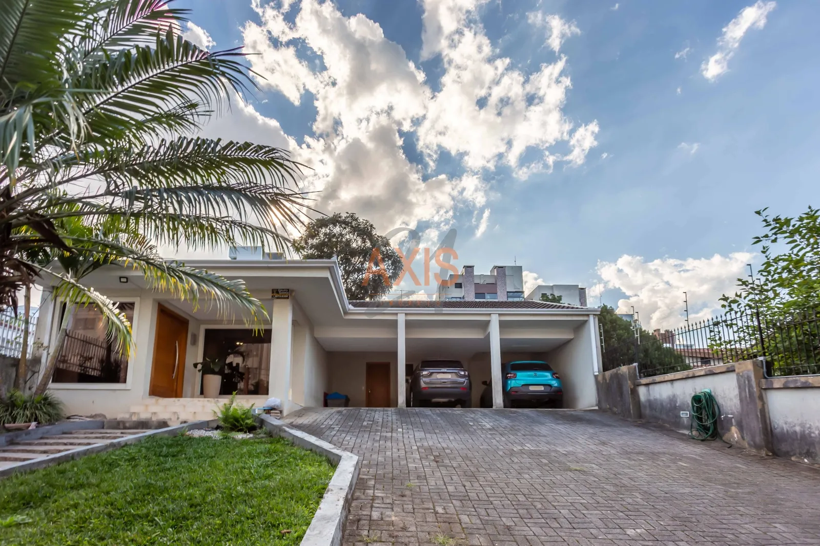 Casa de 4 Suítes à Venda na Rua Professor Assis Gonçalves | Água Verde Curitiba — foto 34