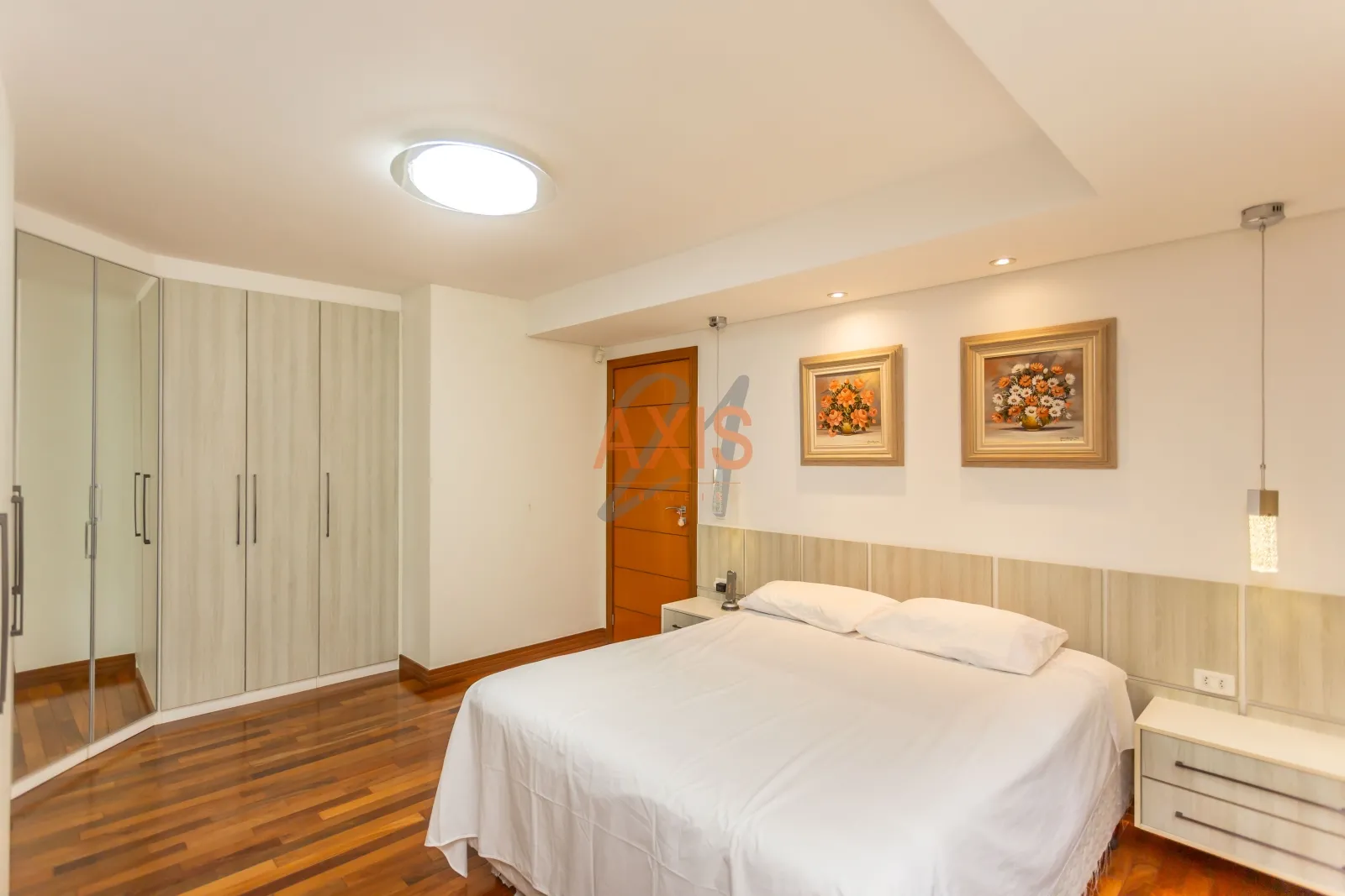 Casa de 4 Suítes à Venda na Rua Professor Assis Gonçalves | Água Verde Curitiba — foto 21
