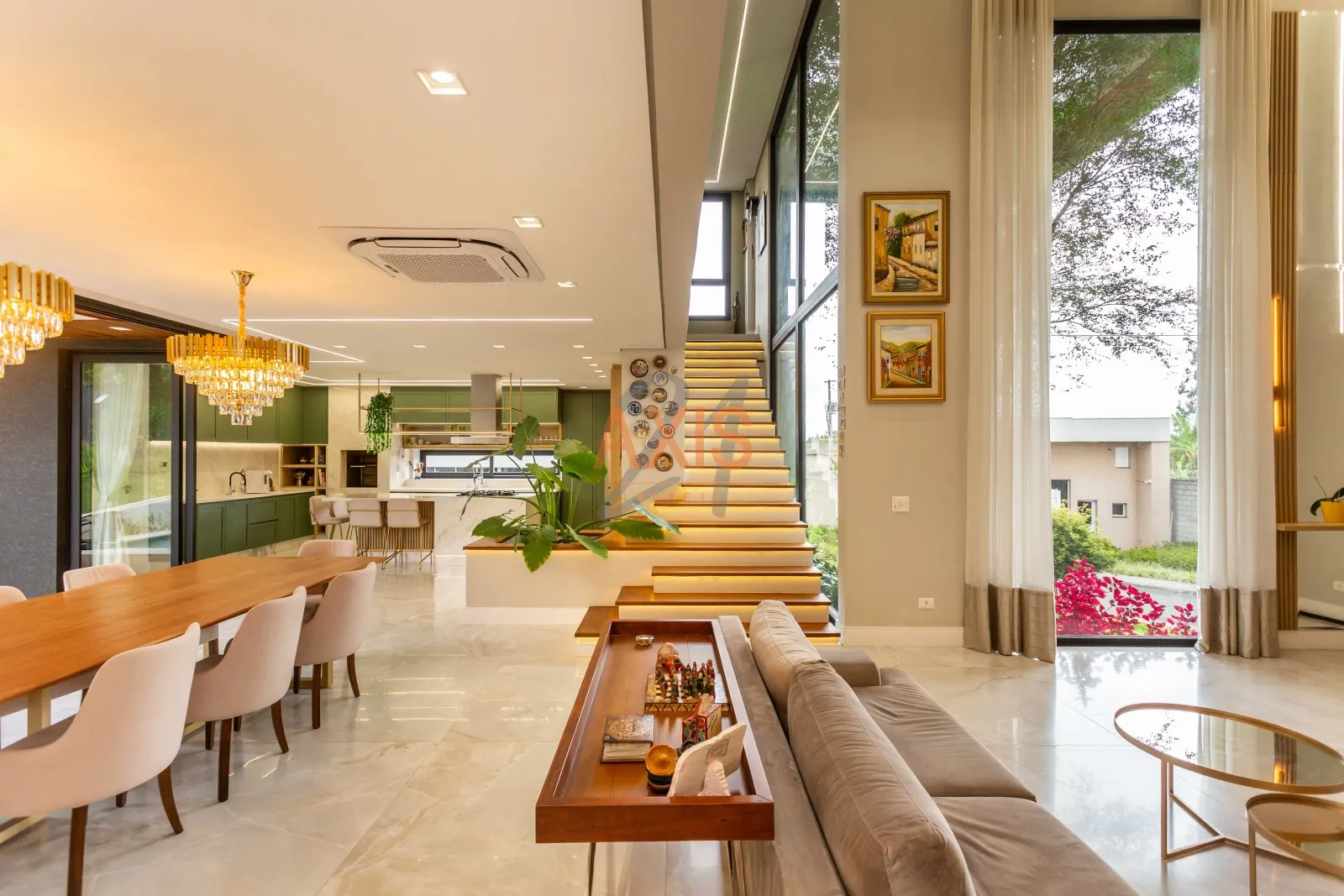 Casa de 3 Suítes à Venda no Residencial Provence | Santa Felicidade Curitiba — foto 2