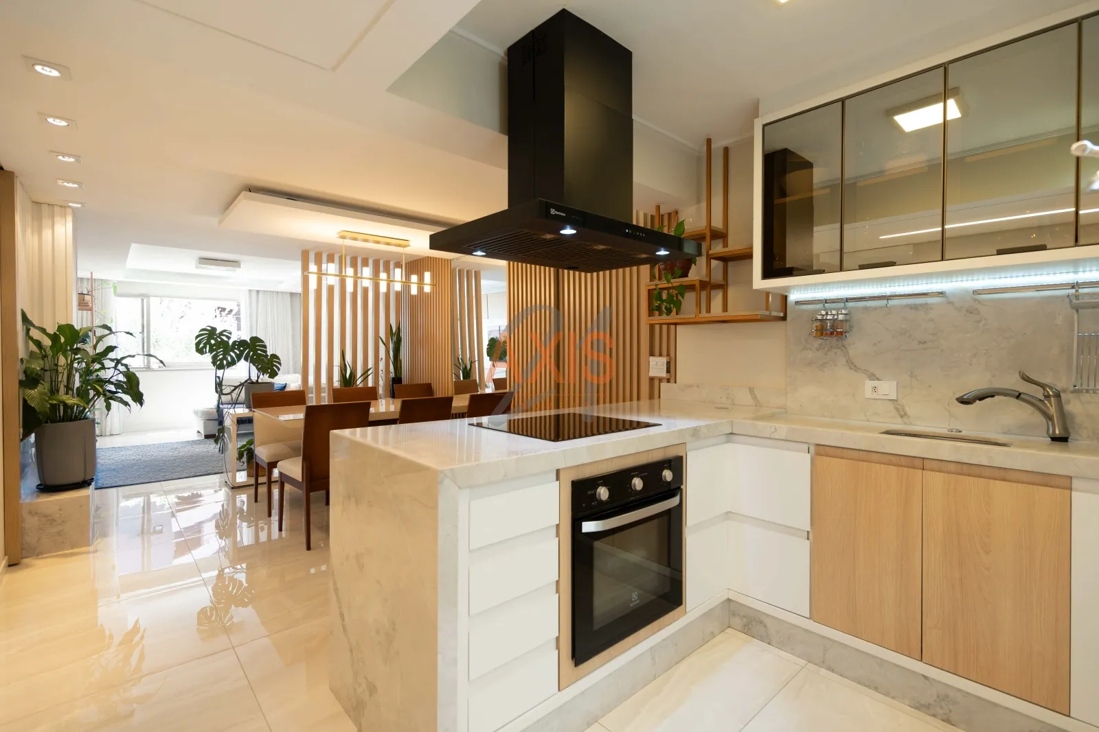 Apartamento de 2 quartos à Venda no Residencial Lisiane | Batel Curitiba — foto 2