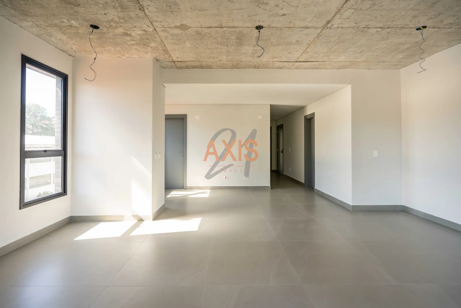 Apartamento de 3 Suítes à Venda no Edifício Morada | Hugo Lange Curitiba — foto 7