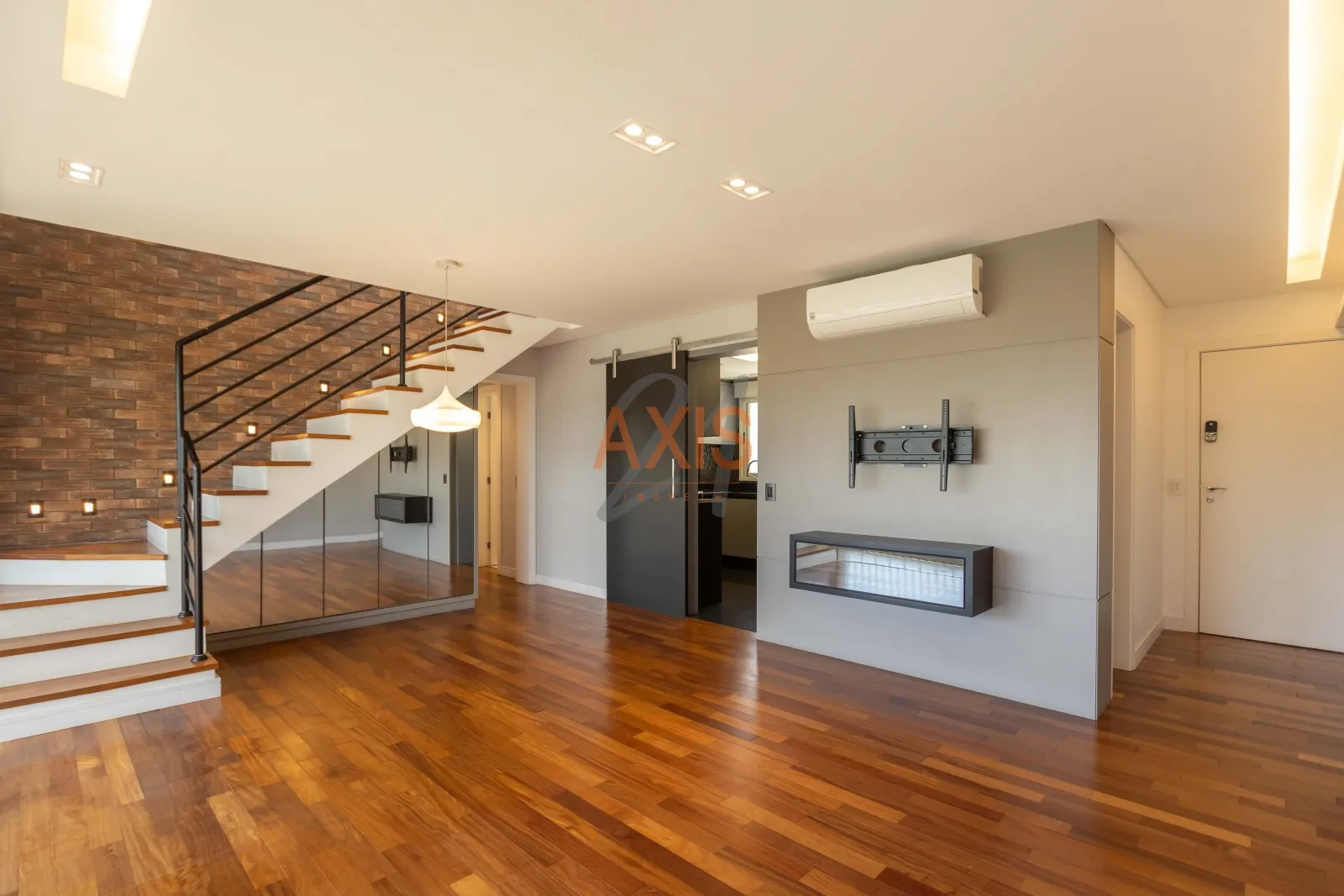 Cobertura de 3 Quartos à Venda no Edifício London Residence | Cristo Rei Curitiba — foto 3