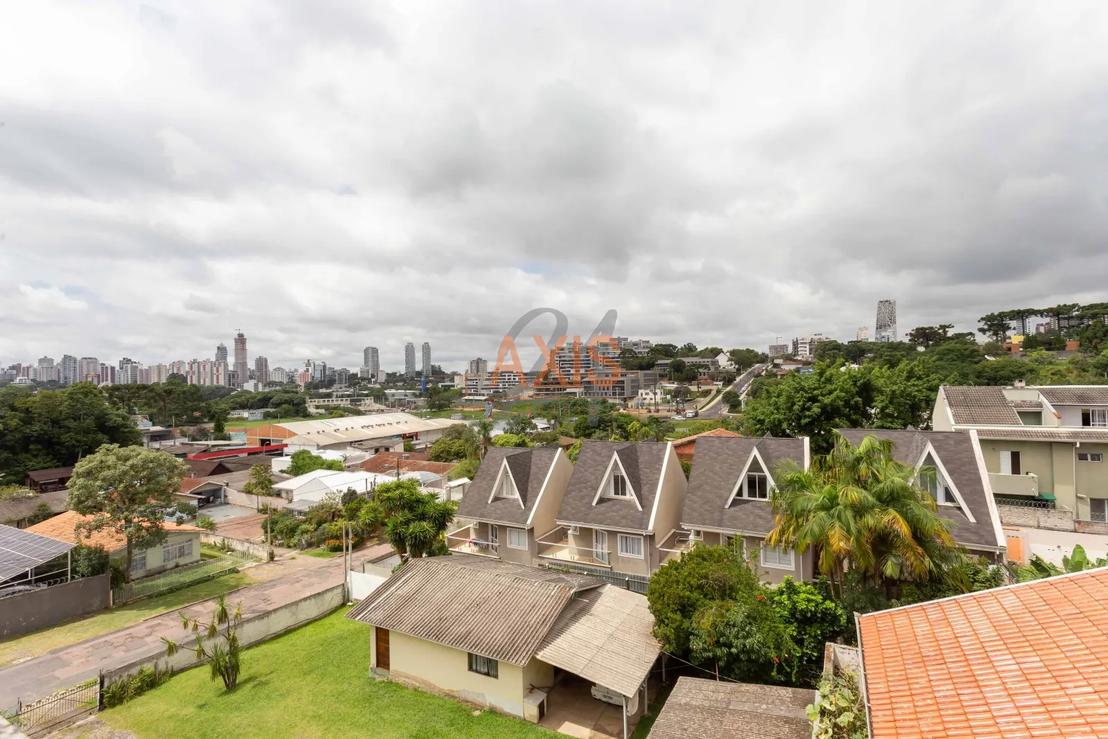 Sobrado de 2 Suítes à Venda no Residencial Barigui Garden | Santo Inácio Curitiba — foto 29