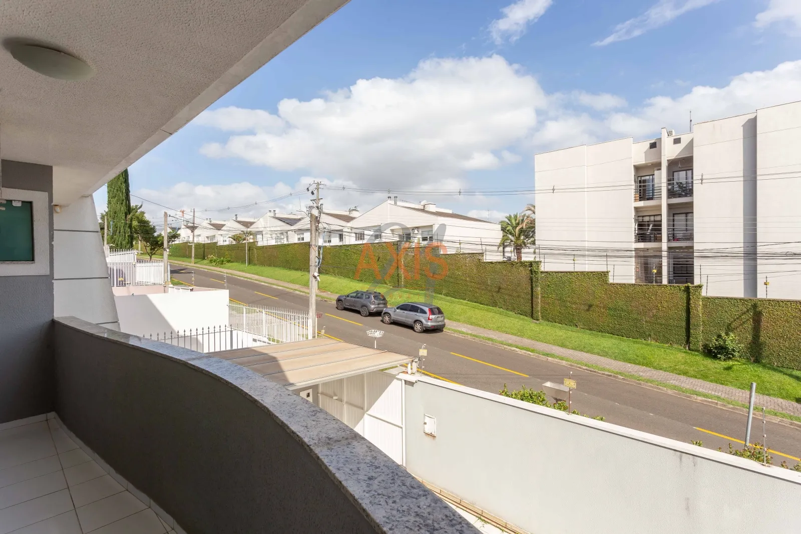 Sobrado de 3 Suítes na Rua Emílio de Almeida Torres | Campina do Siqueira Curitiba — foto 16