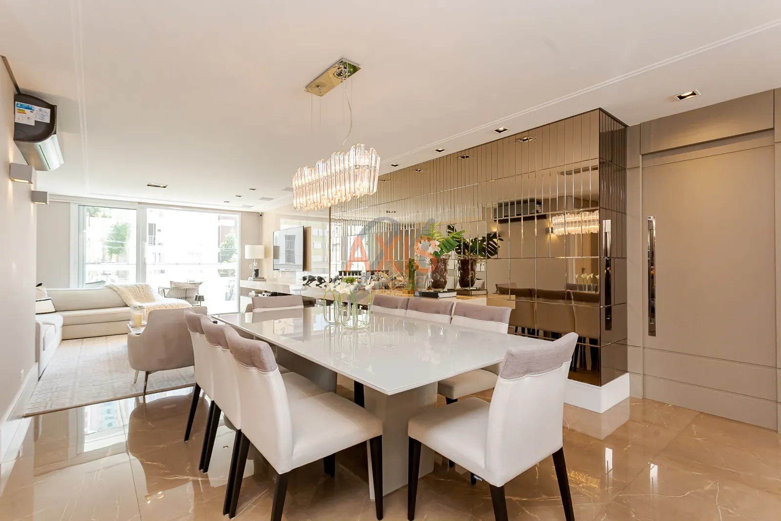 Apartamento de 3 Quartos à Venda no Edifício Terra Gutierrez | Água Verde Curitiba — foto 1