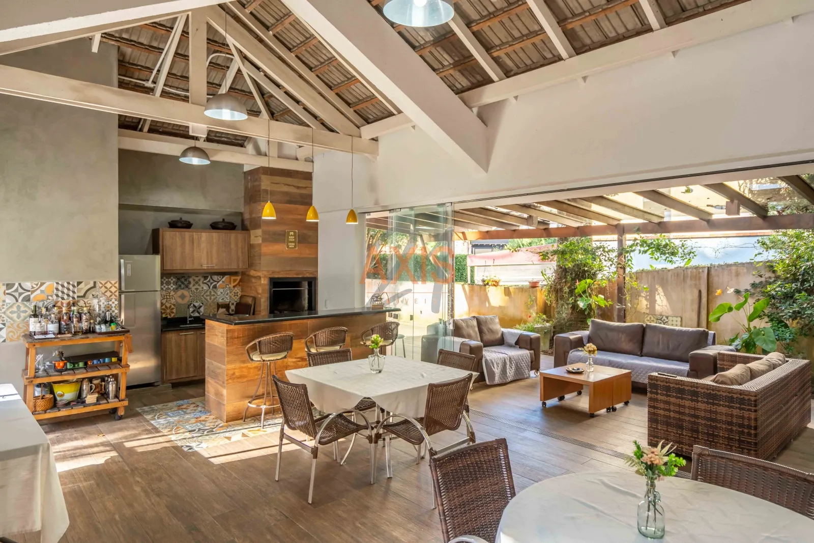 Casa de 4 Suítes à Venda no Condomínio Montmartre | Santa Felicidade Curitiba — foto 3