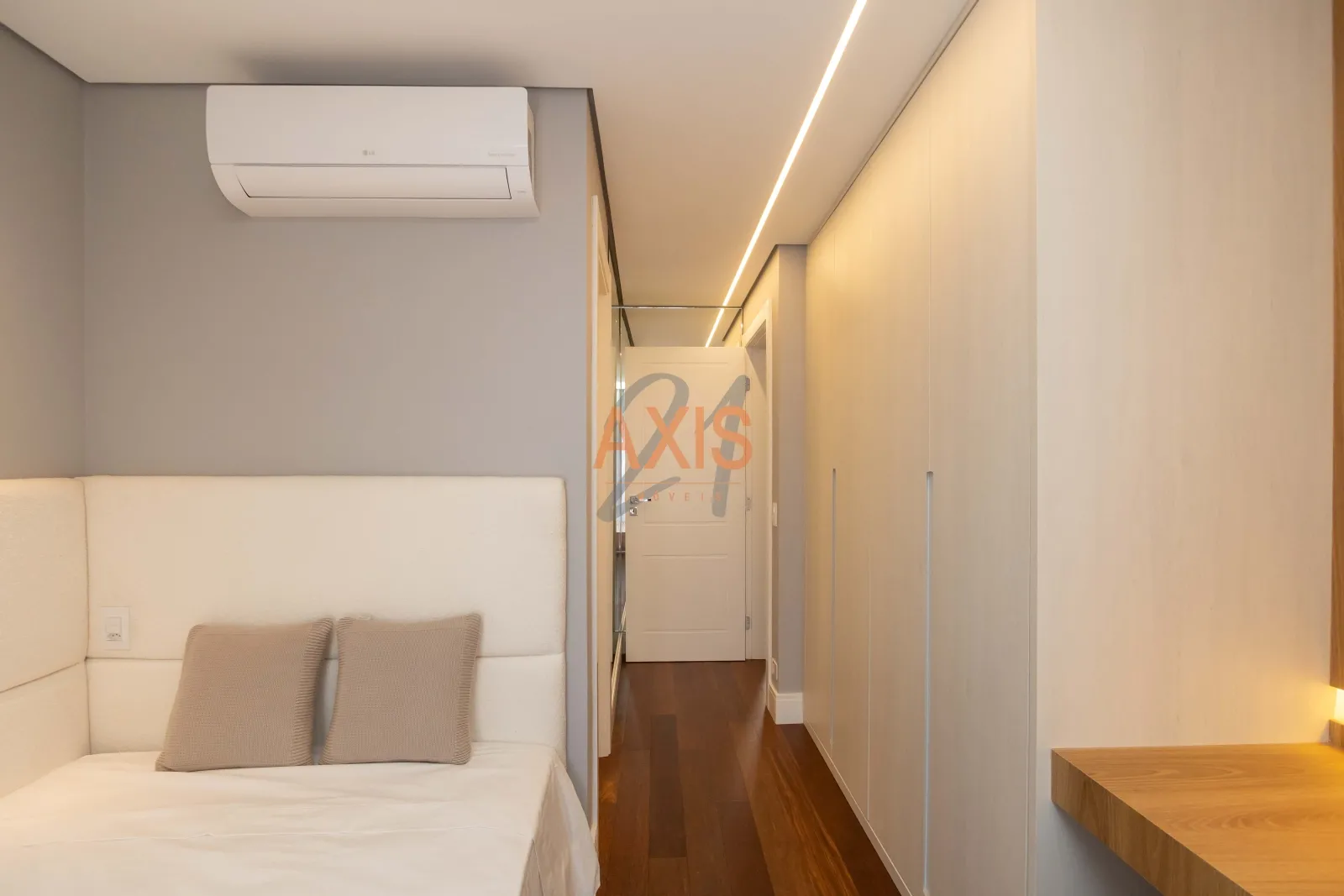 Casa de 3 Suítes à Venda no Condomínio Holland Park | Ahú Curitiba — foto 26