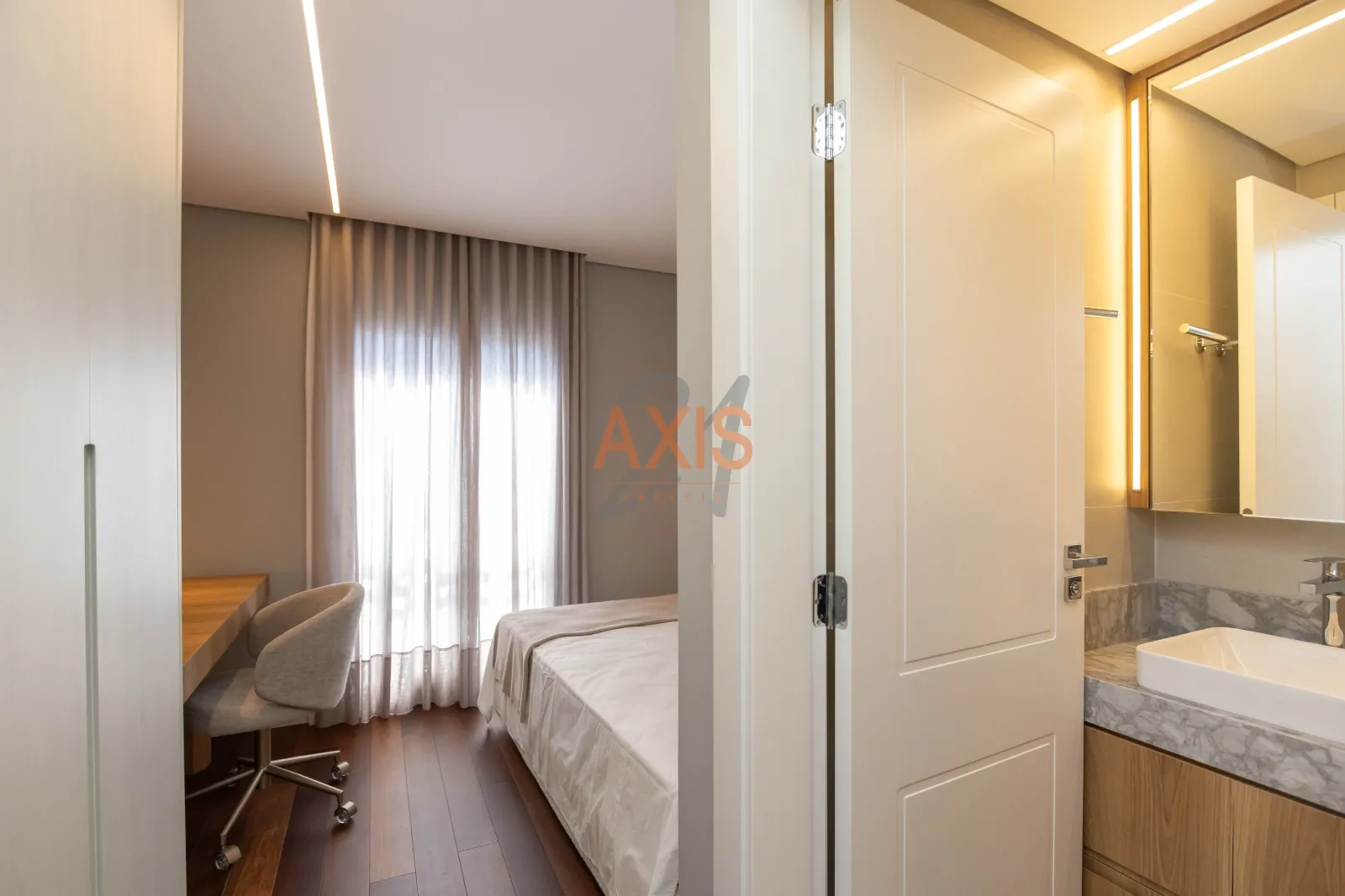 Casa de 3 Suítes à Venda no Condomínio Holland Park | Ahú Curitiba — foto 28
