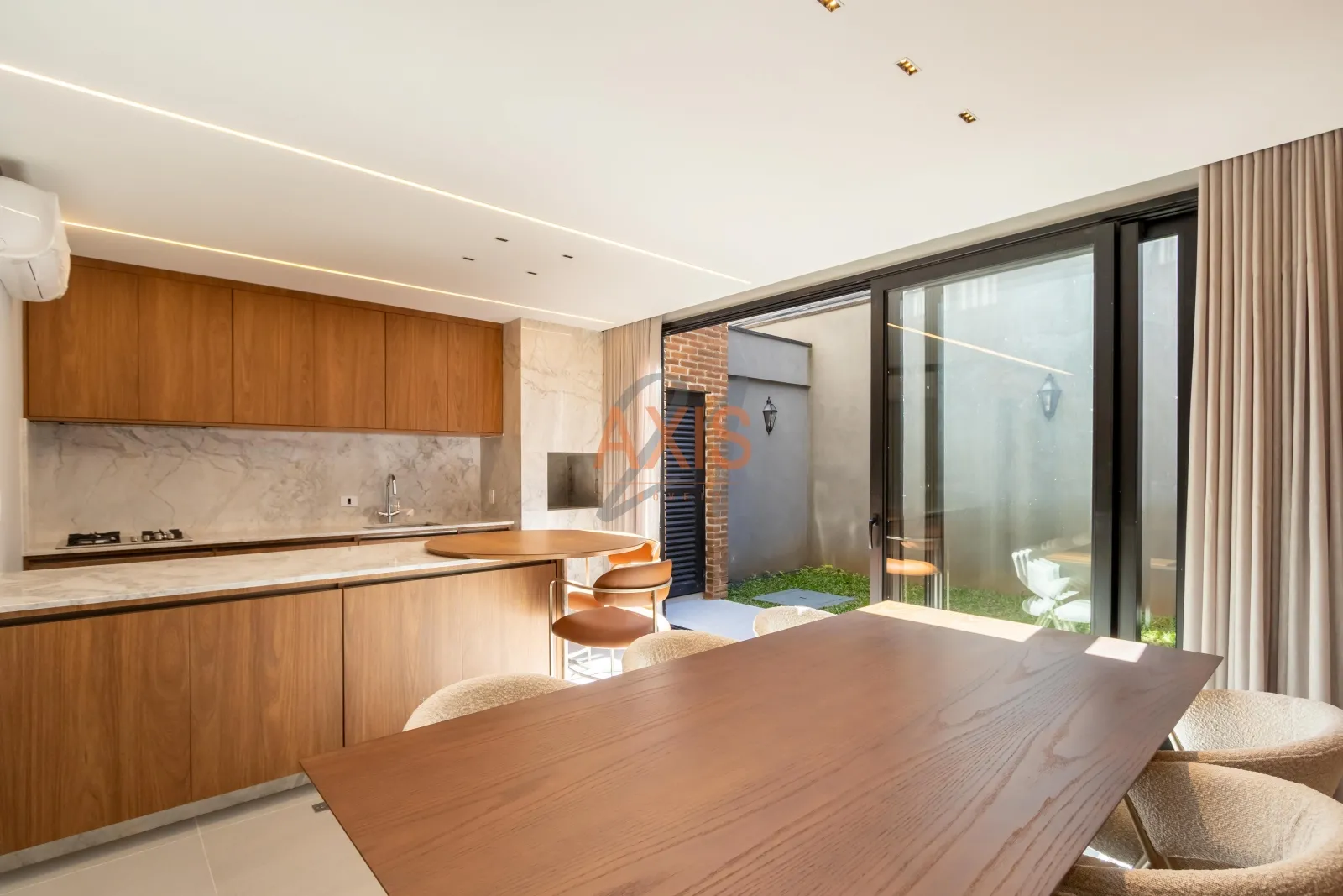 Casa de 3 Suítes à Venda no Condomínio Holland Park | Ahú Curitiba — foto 12