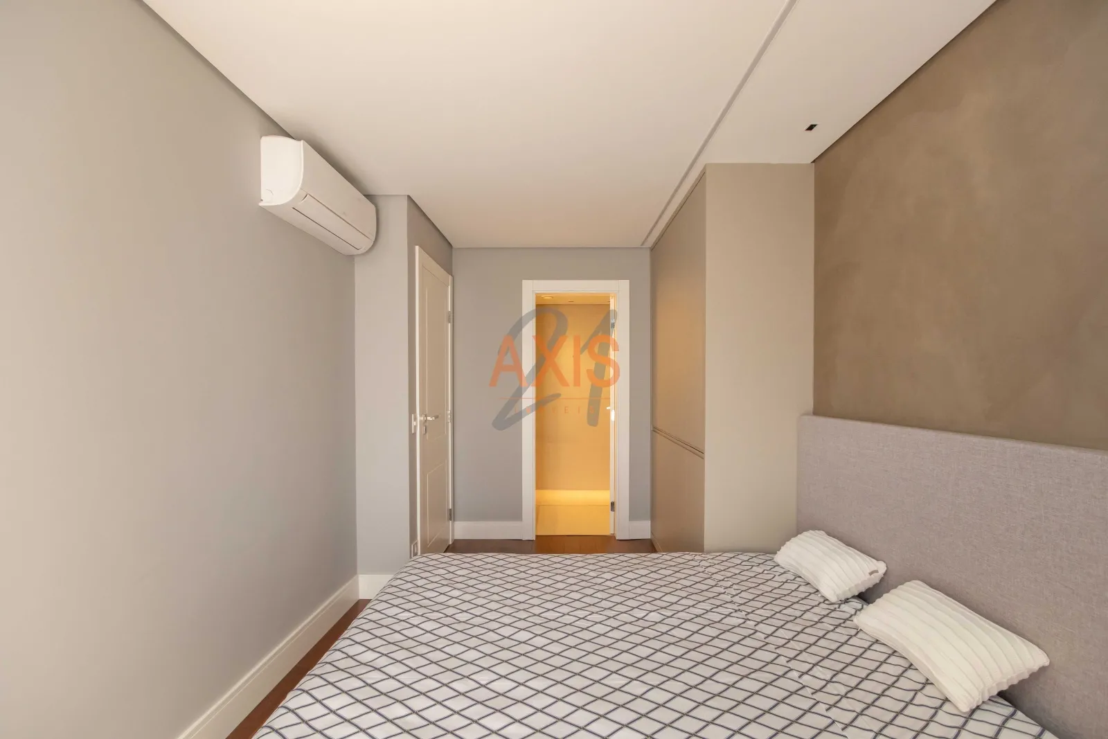 Casa de 3 Suítes à Venda no Condomínio Holland Park | Ahú Curitiba — foto 31