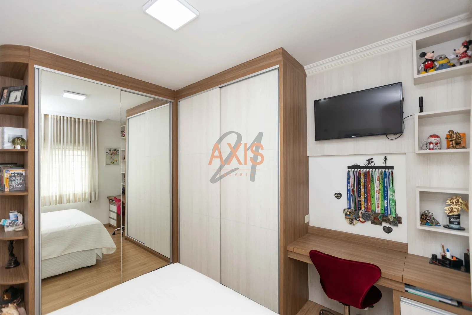 Casa de 3 Quartos à Venda na Rua Aleksy Guskow | Santa Felicidade Curitiba — foto 25
