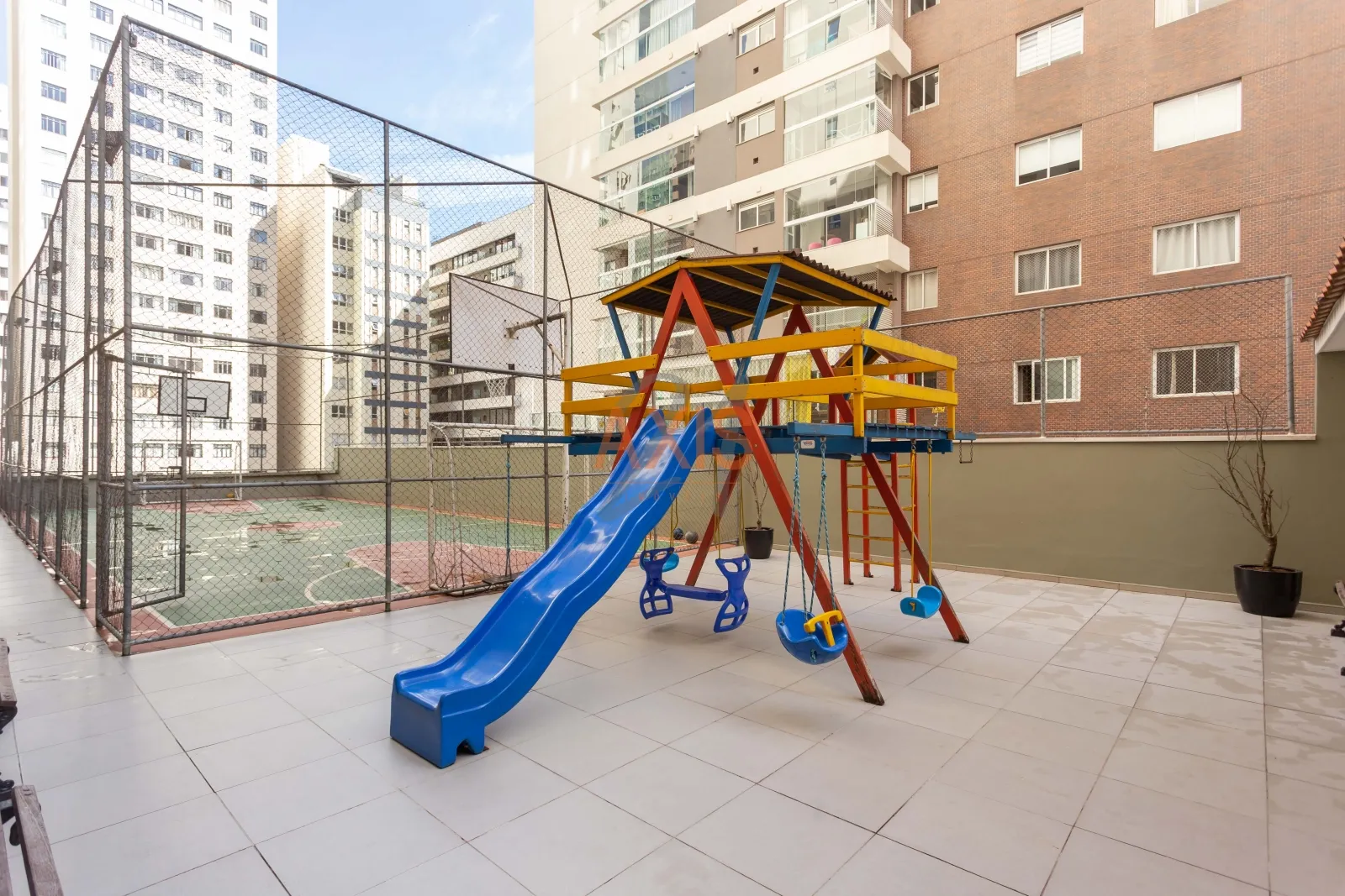 Cobertura duplex com 3 Quartos à Venda no Edifício Britânia | Champagnat Curitiba — foto 45