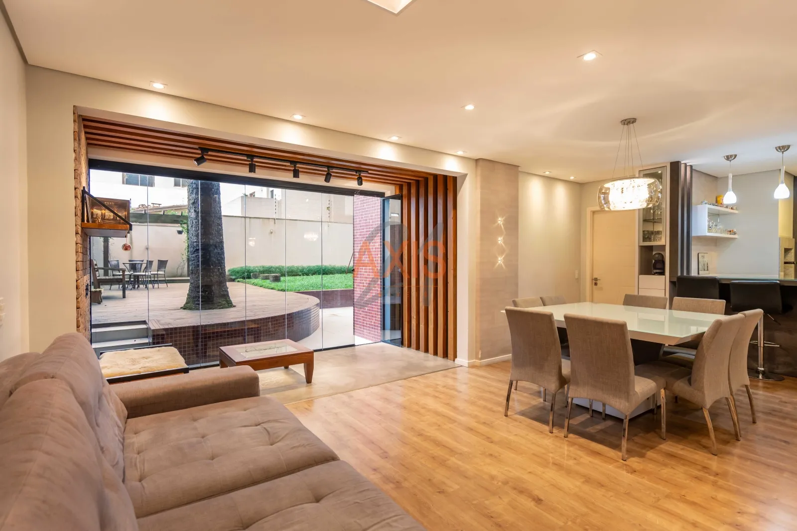 Apartamento Garden de 2 Suítes à Venda no Edifício Torri Di Montalcino | Alto da Glória Curitiba — foto 1