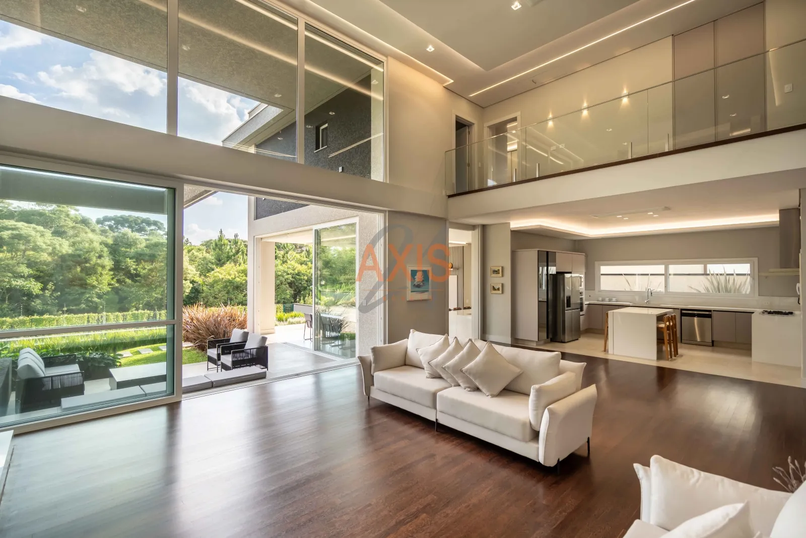 Casa de  5 Suítes à Venda no Residencial Paradiso | Campo Comprido Curitiba — foto 8