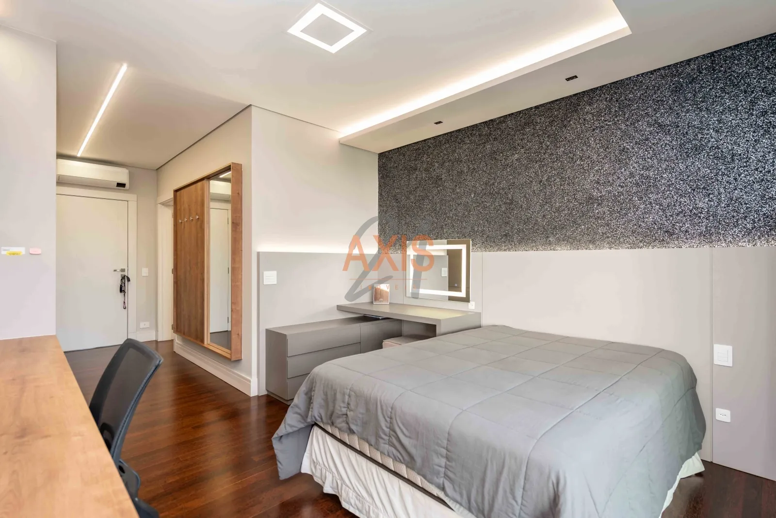 Casa de  5 Suítes à Venda no Residencial Paradiso | Campo Comprido Curitiba — foto 27