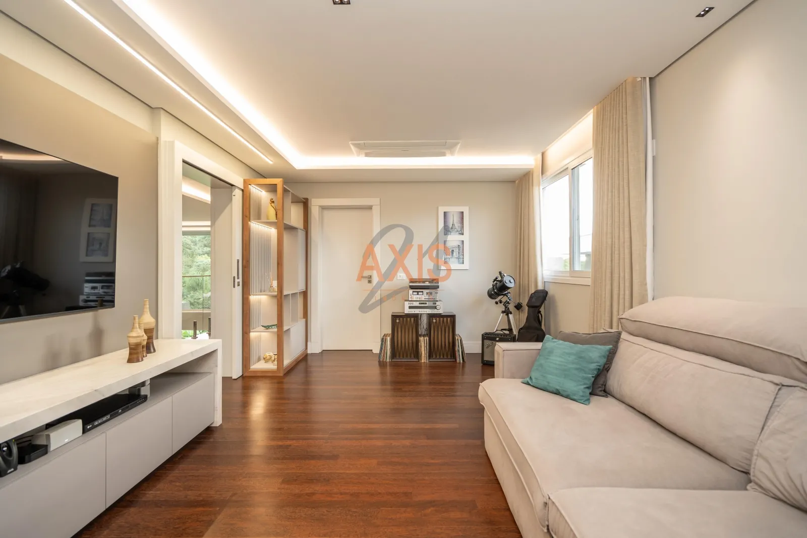 Casa de  5 Suítes à Venda no Residencial Paradiso | Campo Comprido Curitiba — foto 31