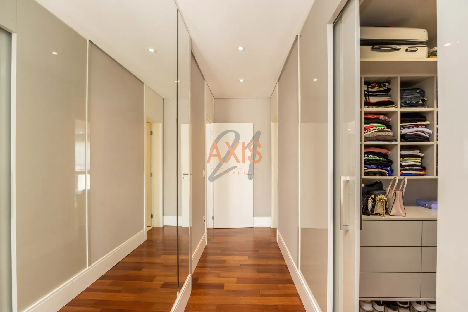 Casa 3 Quartos à Venda na Rua Himério Lugarini | Santa Felicidade Curitiba — foto 27