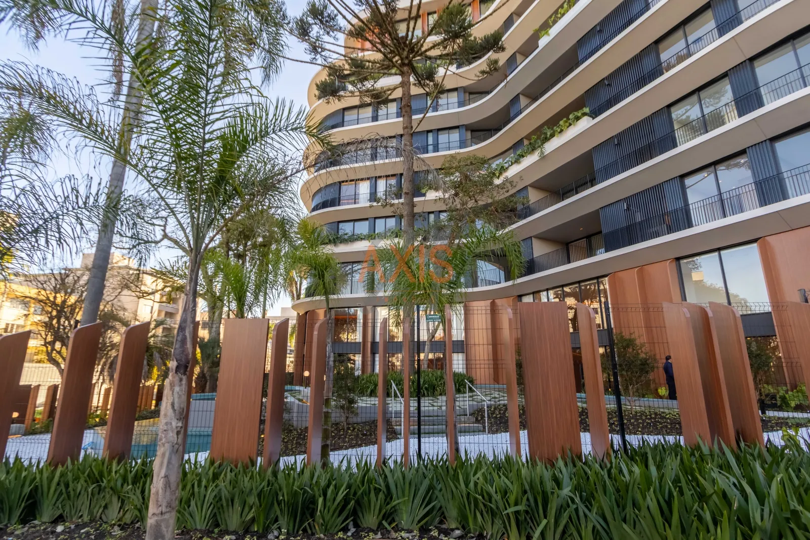 Apartamento de 3 Suítes à Venda  no Edifício Lemme | Água Verde Curitiba — foto 3