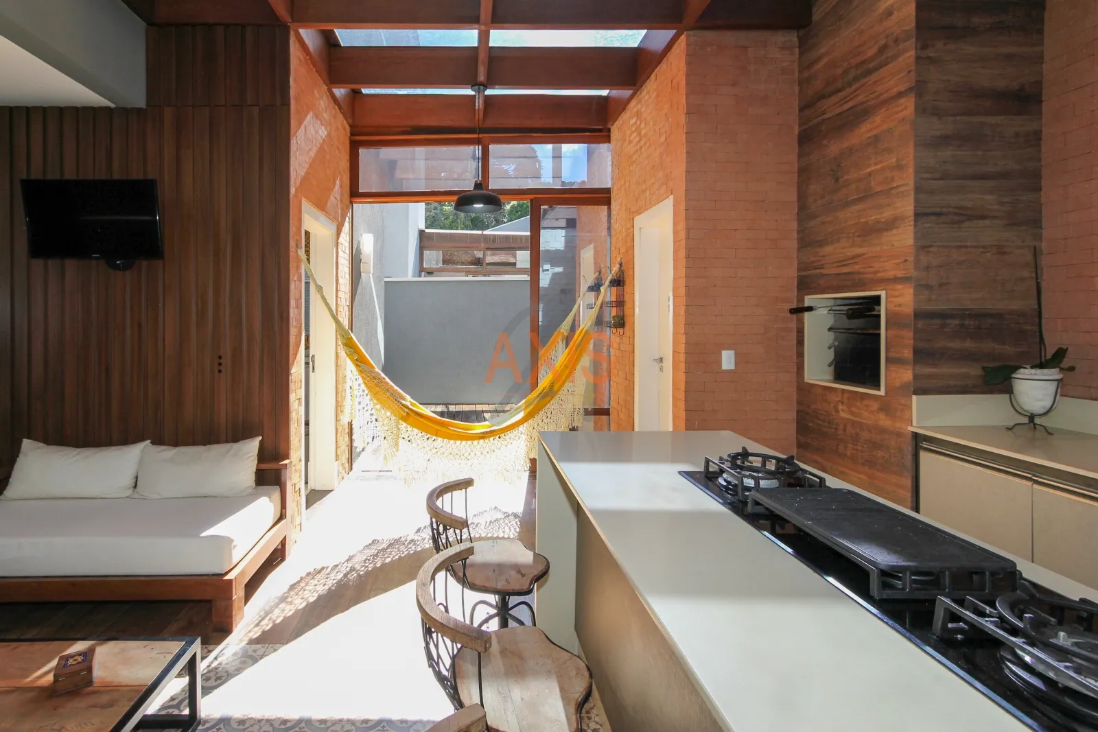 Casa de 3 Suítes à Venda na Rua Governador Jorge Lacerda| Guabirotuba Curitiba — foto 12