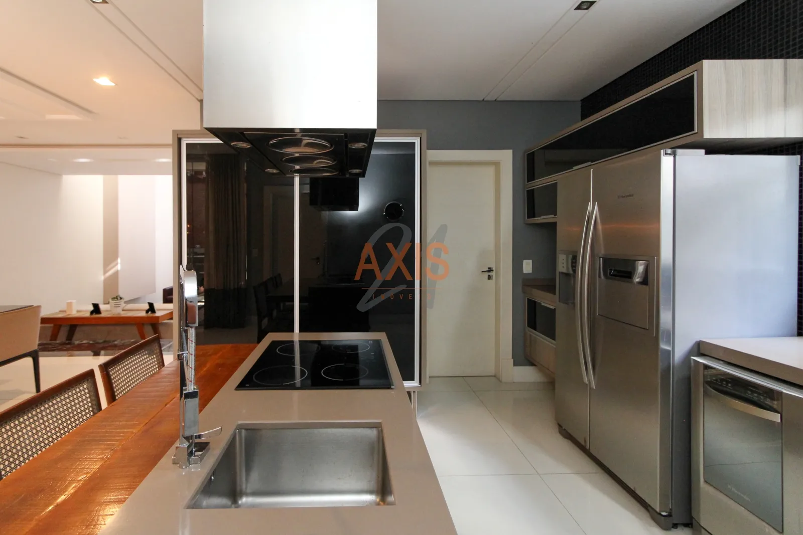 Casa de 3 Suítes à Venda na Rua Governador Jorge Lacerda| Guabirotuba Curitiba — foto 11