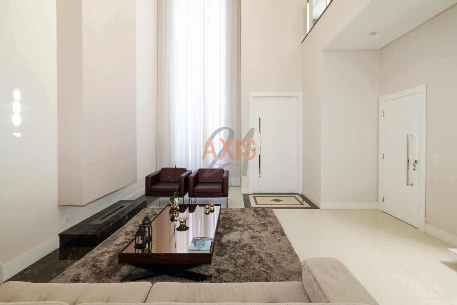 Casa de 3 Suítes à Venda na Rua Governador Jorge Lacerda| Guabirotuba Curitiba — foto 4
