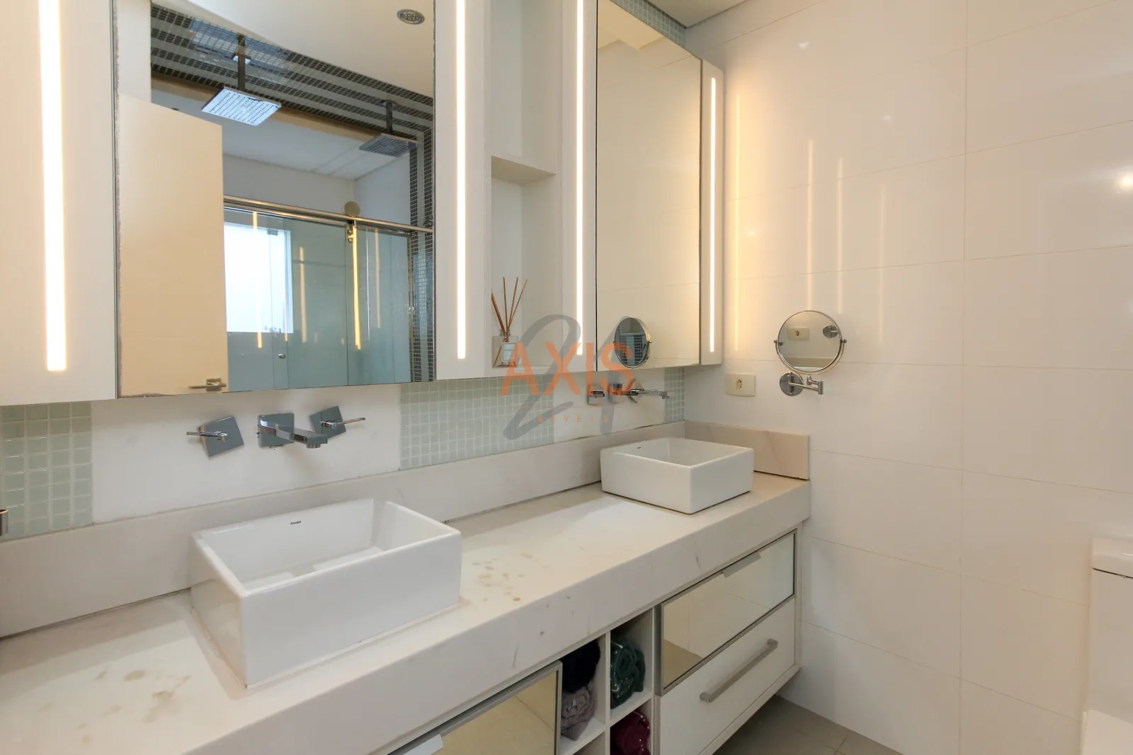 Casa de 3 Suítes à Venda na Rua Governador Jorge Lacerda| Guabirotuba Curitiba — foto 30