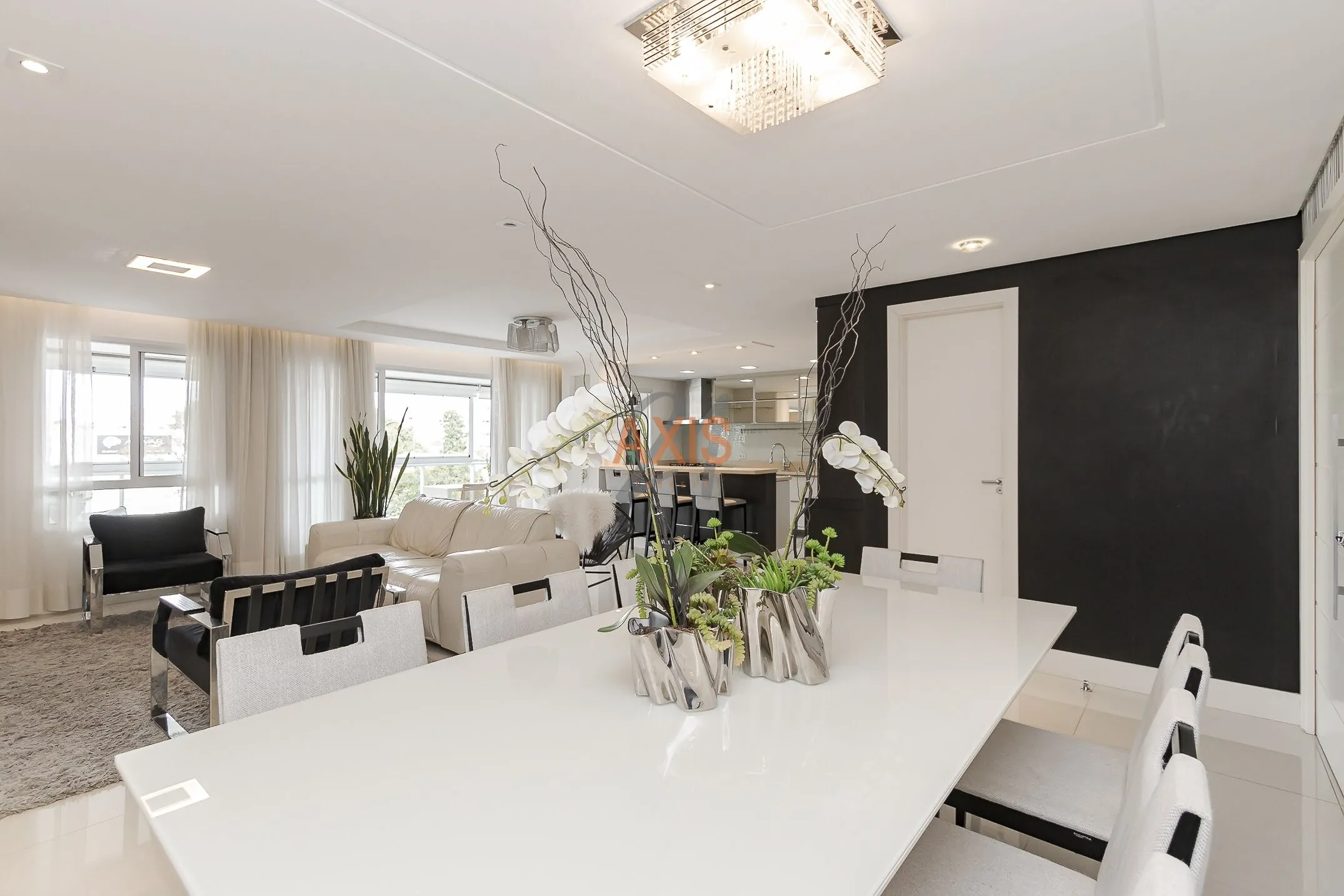 Apartamento de 3 Suítes à Venda  no Edifício Quartier | Água Verde  Curitiba — foto 3