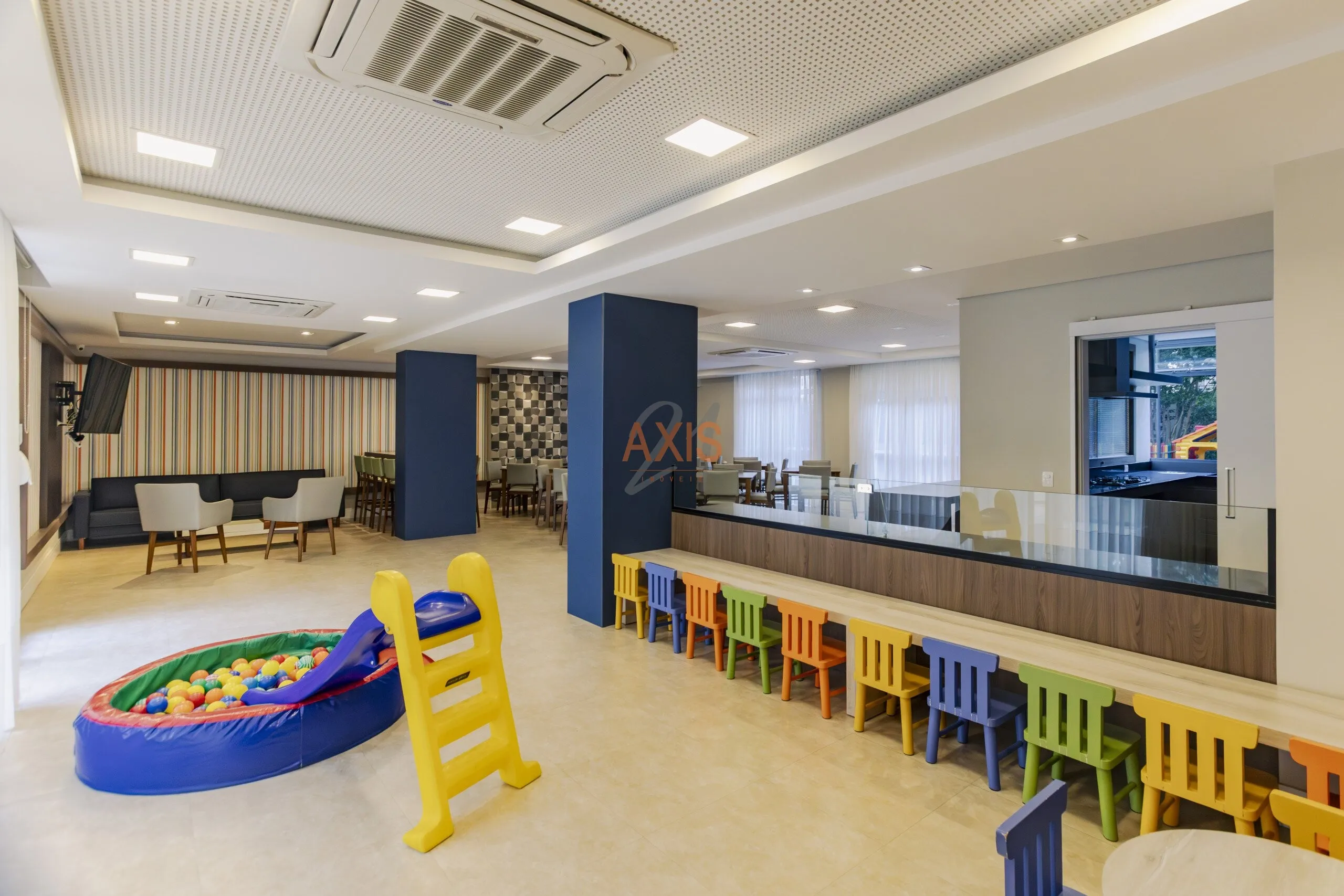 Apartamento de 3 Suítes à Venda  no Edifício Quartier | Água Verde  Curitiba — foto 21