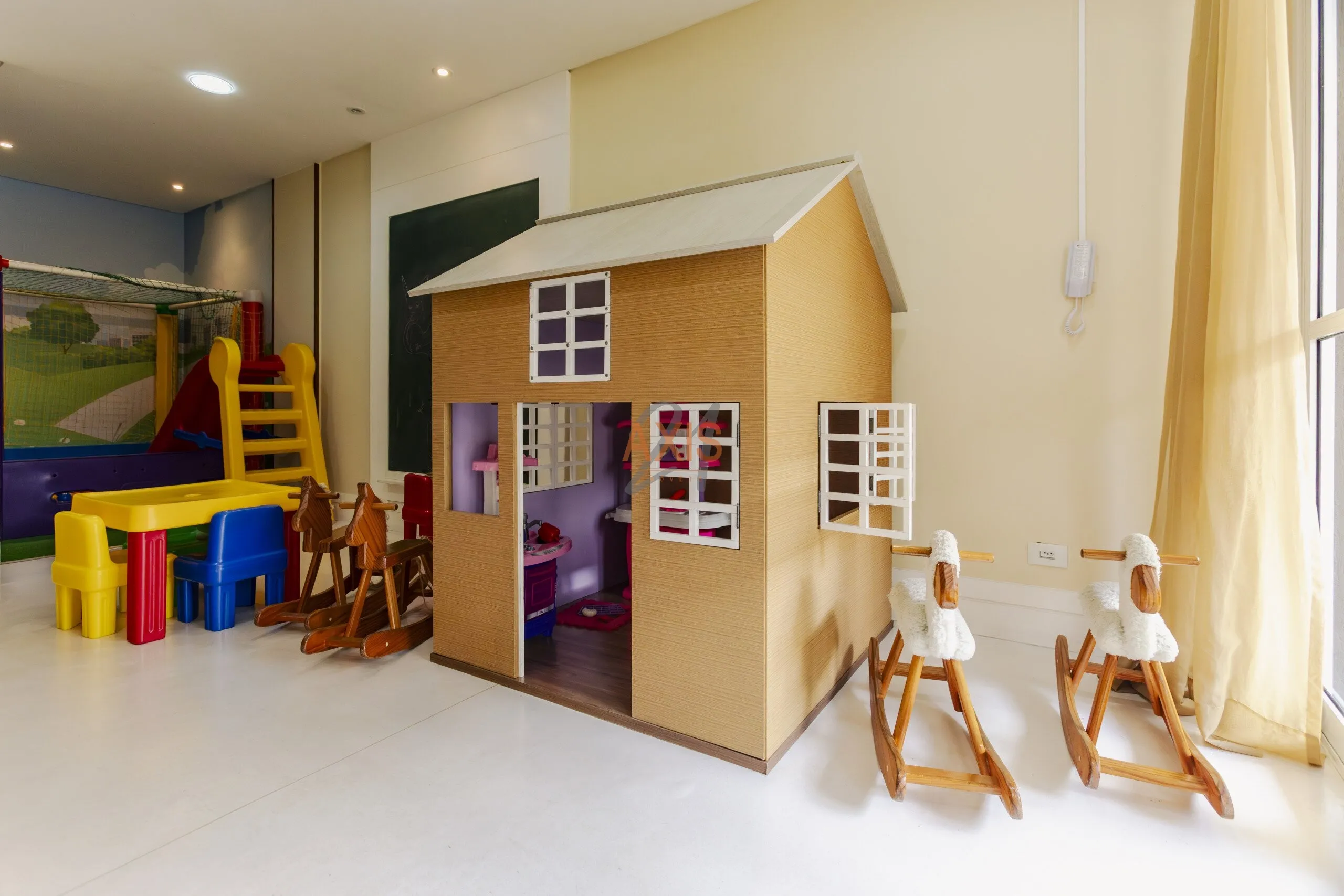 Apartamento de 3 Suítes à Venda  no Edifício Quartier | Água Verde  Curitiba — foto 20