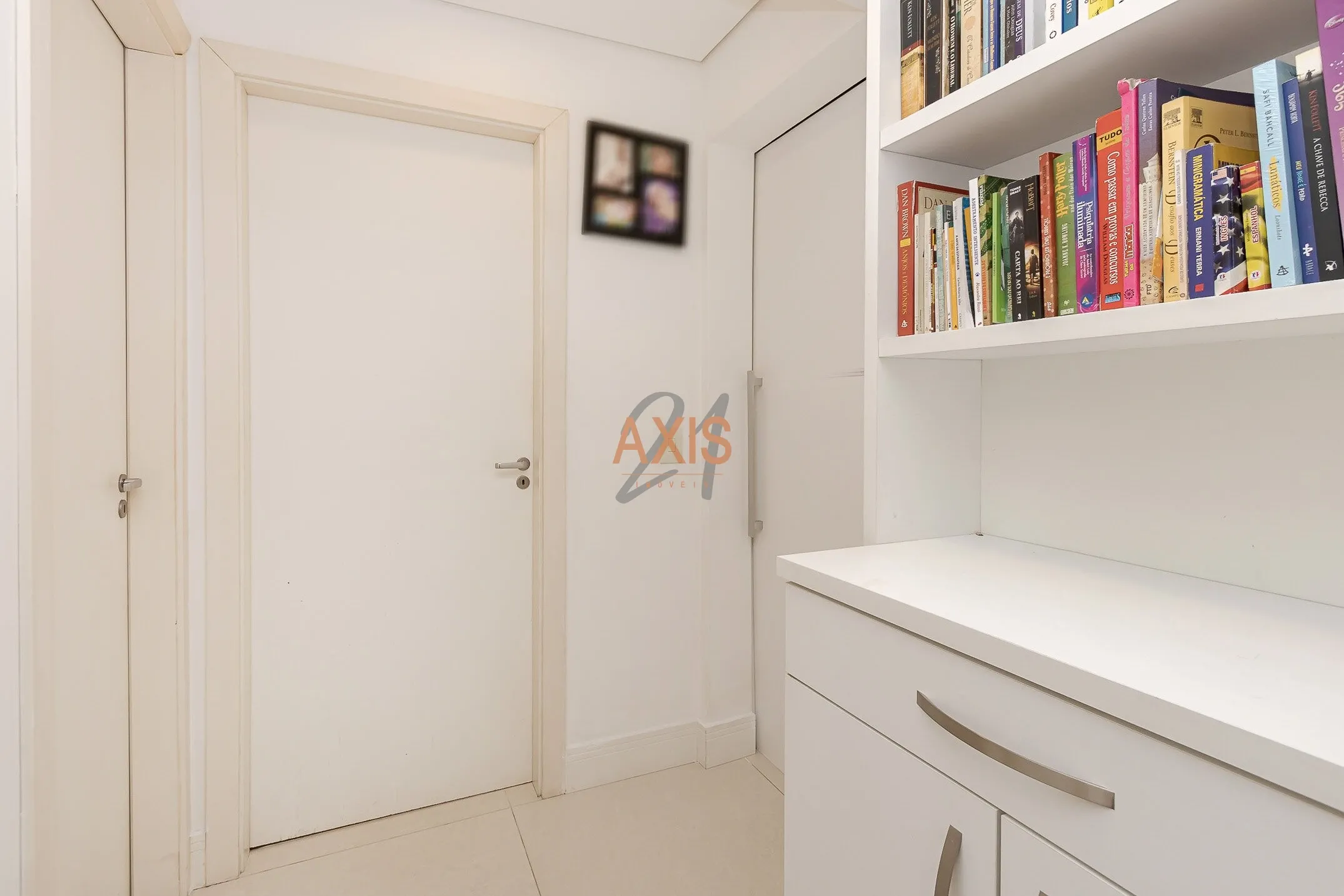 Apartamento de 3 Suítes à Venda  no Edifício Quartier | Água Verde  Curitiba — foto 10