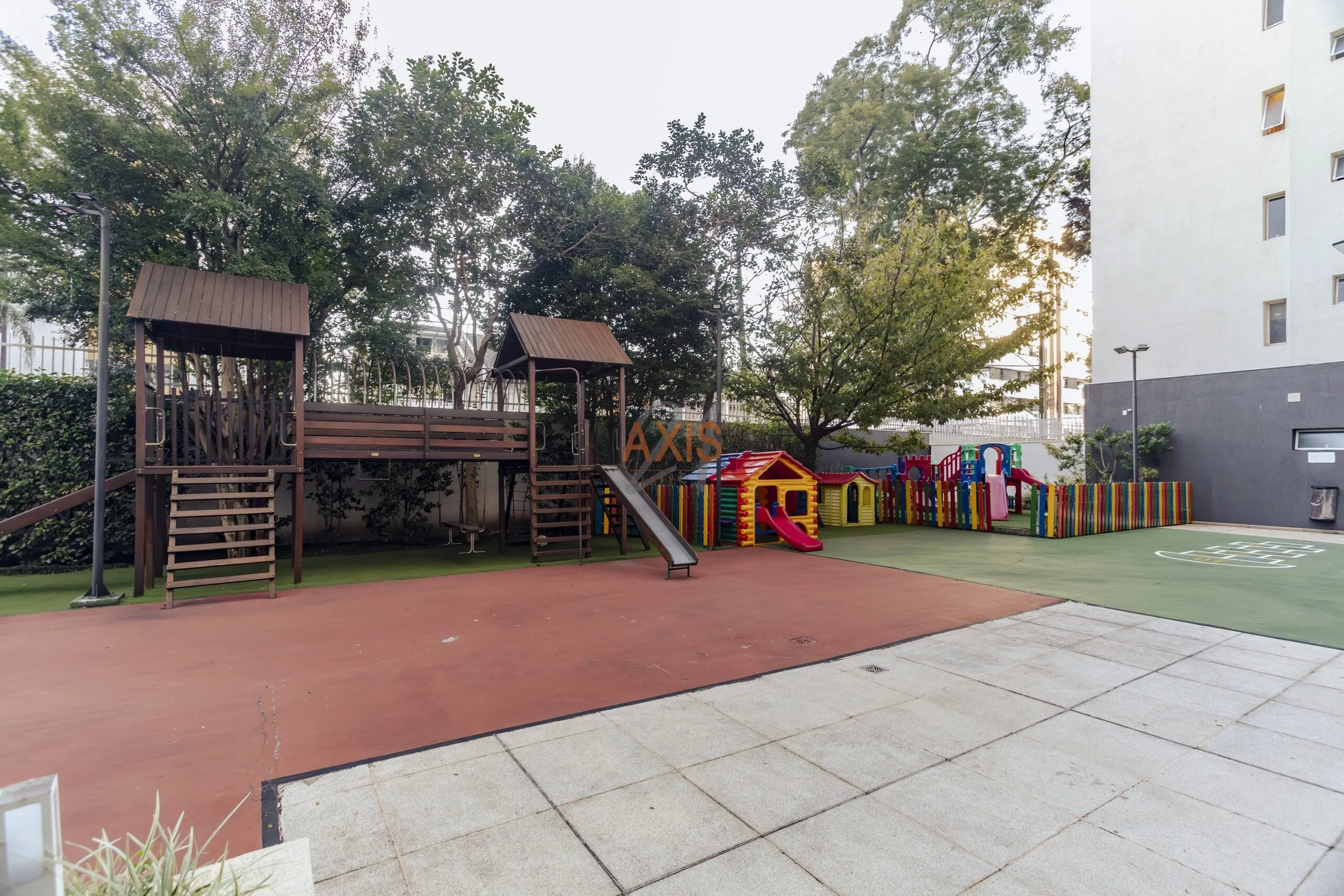 Apartamento de 3 Suítes à Venda  no Edifício Quartier | Água Verde  Curitiba — foto 37