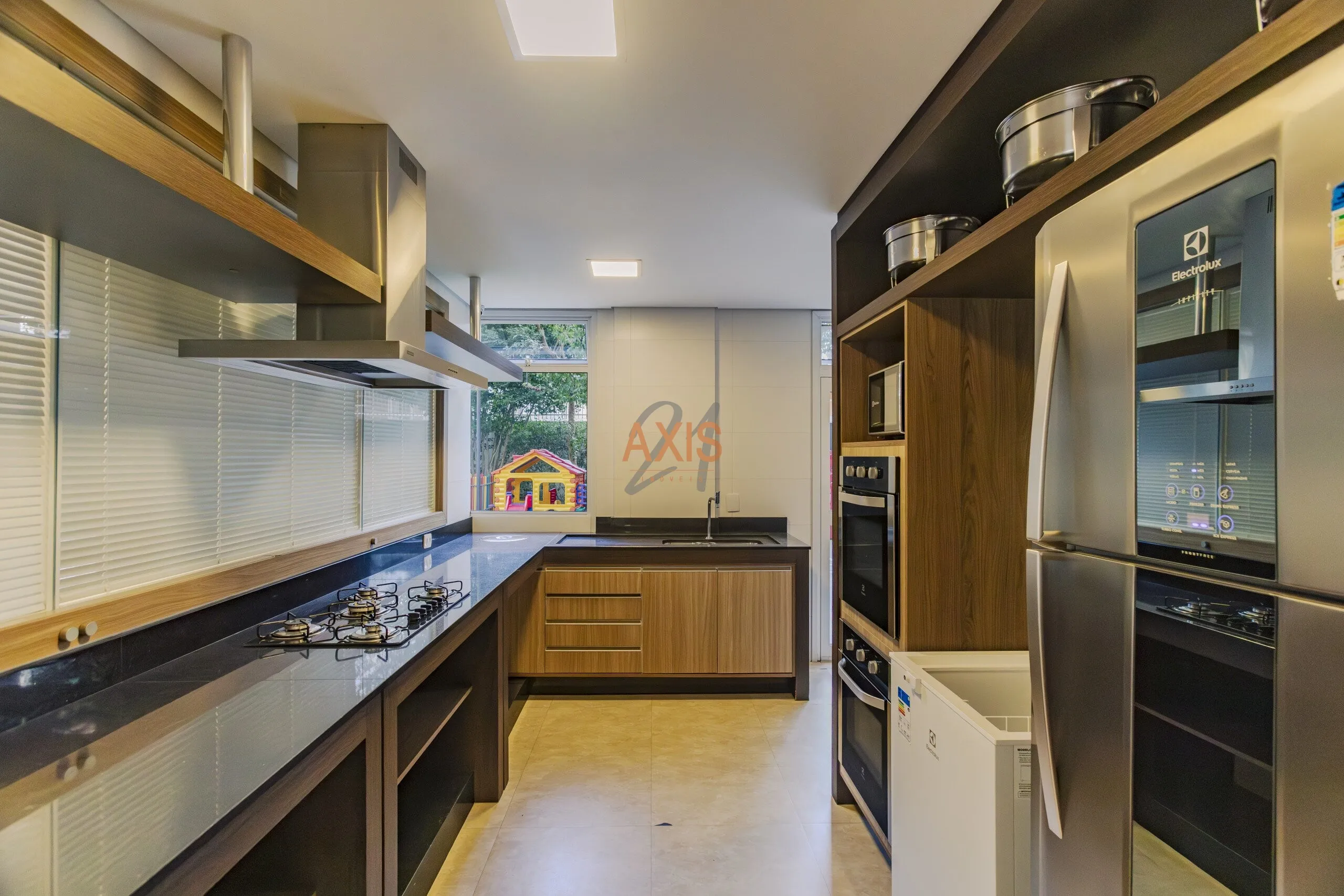 Apartamento de 3 Suítes à Venda  no Edifício Quartier | Água Verde  Curitiba — foto 22