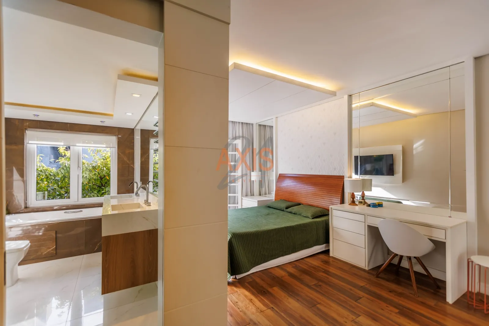 Casa de 4 Suítes à Venda na Rua Coronel João Guilherme Guimarães | Mercês Curitiba — foto 21