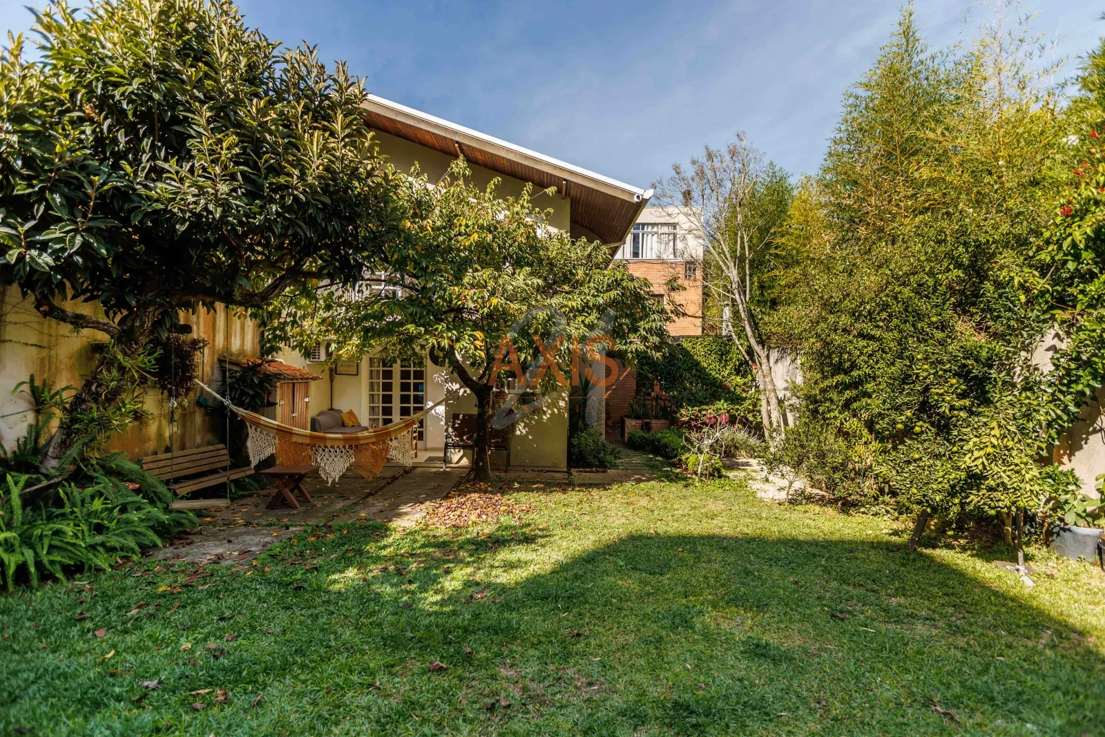 Casa de 4 Suítes à Venda na Rua Coronel João Guilherme Guimarães | Mercês Curitiba — foto 8