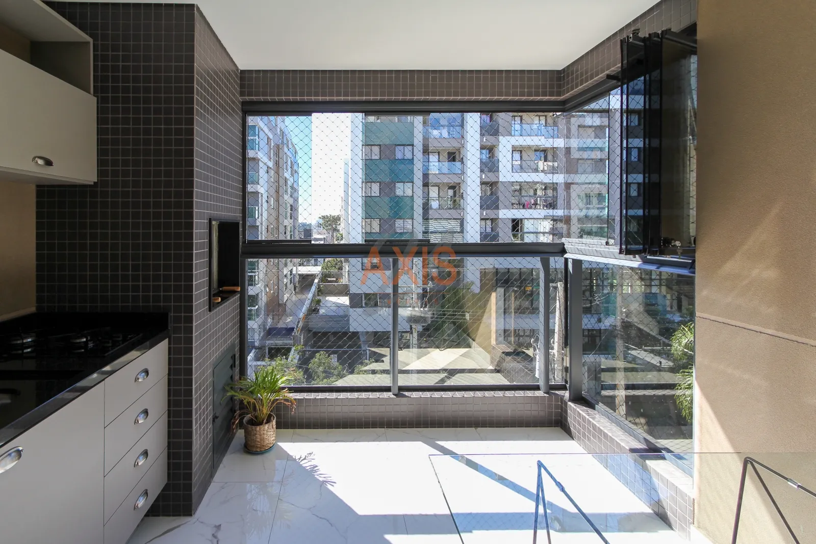 Apartamento de 3 Quartos à Venda no Edifício Villaggio di Ravenna  | Bacacheri Curitiba — foto 2