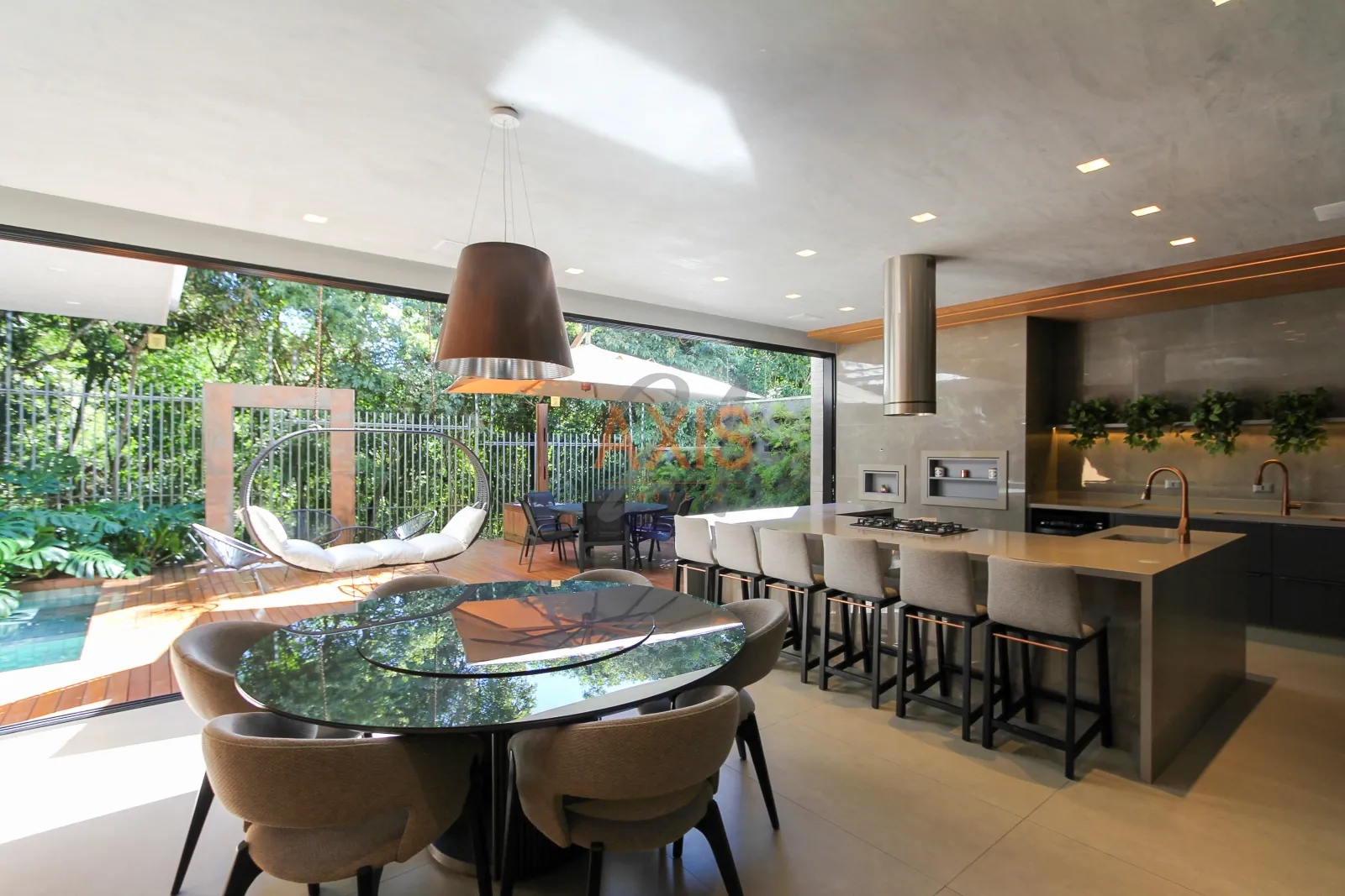 Casa de 4 Suítes à Venda no Condomínio Green Village Park | Santa Felicidade  Curitiba — foto 1