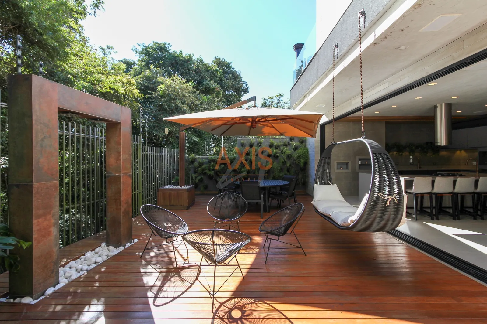 Casa de 4 Suítes à Venda no Condomínio Green Village Park | Santa Felicidade  Curitiba — foto 2
