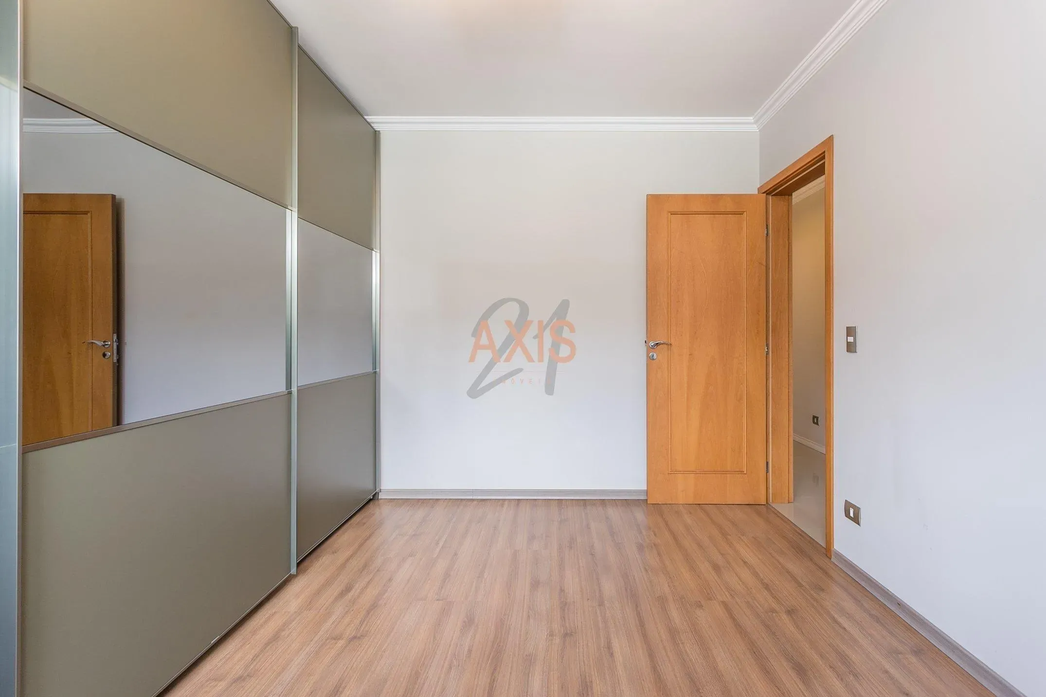 Casa de 4 Quartos à Venda na Rua José Casagrande | Vista Alegre  Curitiba — foto 18