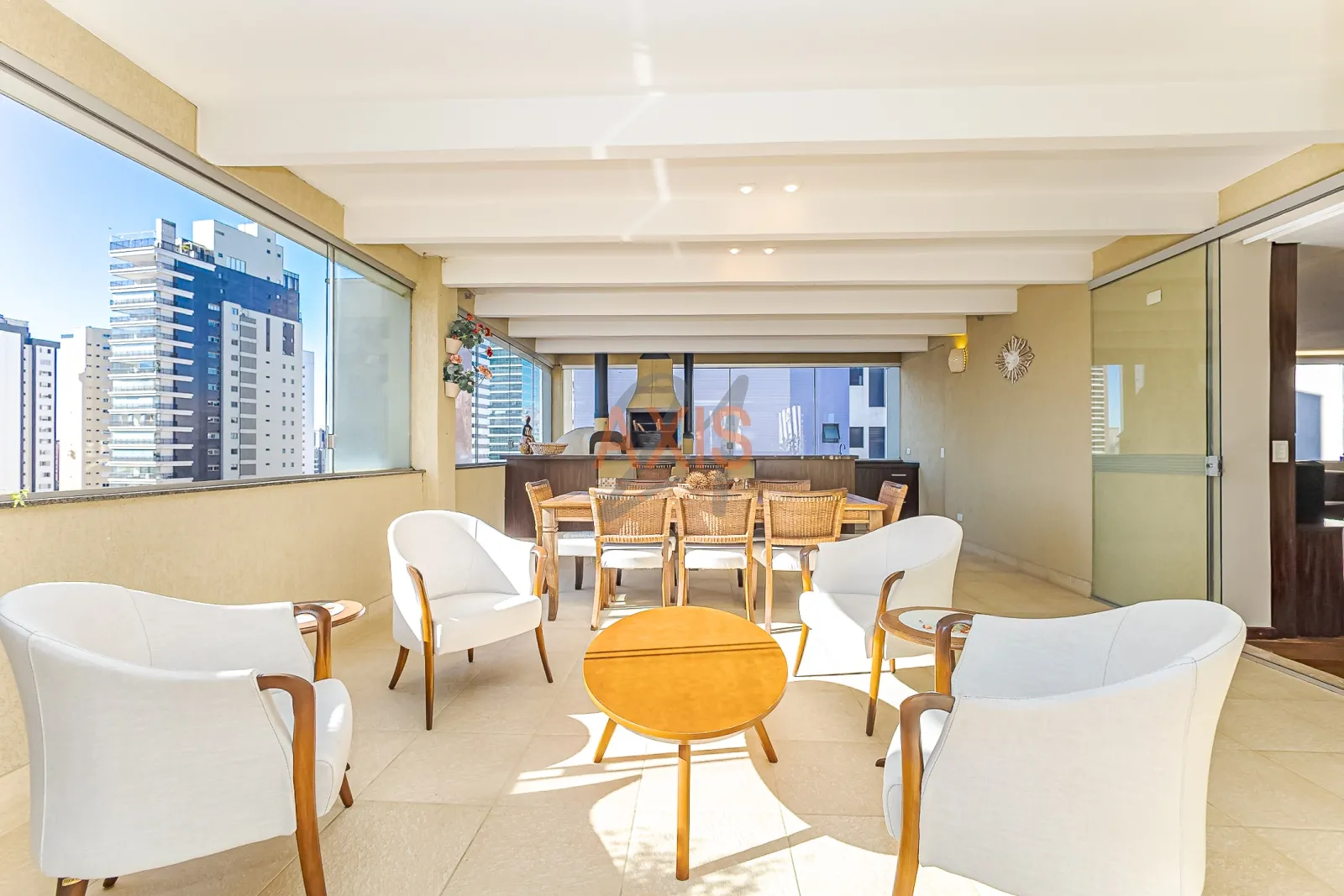 Apartamento de 4 Quartos à Venda no Edifício Anhanguera | Água Verde Curitiba — foto 9