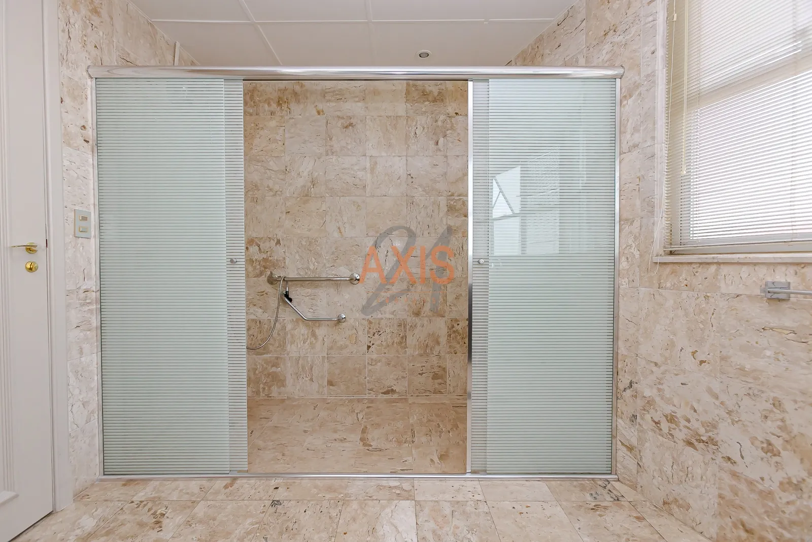 Apartamento de 4 Quartos à Venda no Edifício Savion | Batel Curitiba — foto 17