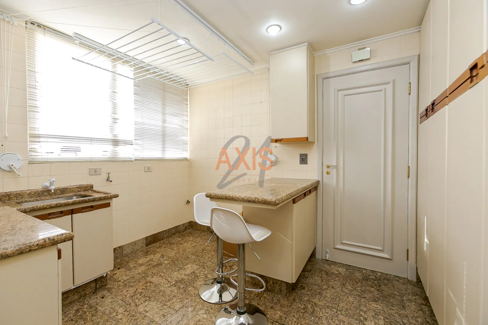 Apartamento de 4 Quartos à Venda no Edifício Savion | Batel Curitiba — foto 31